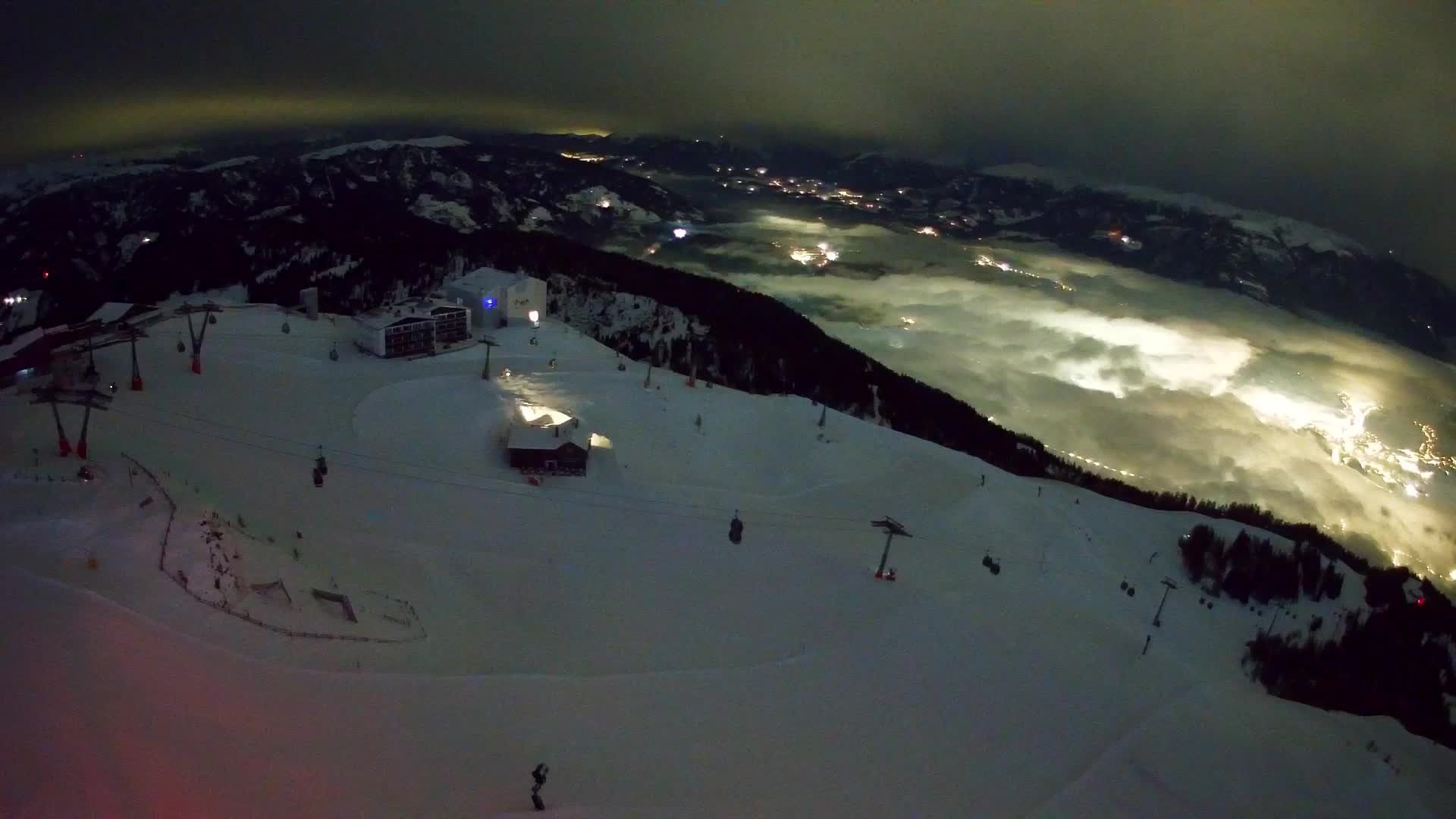 Skigebiet Kronplatz Gipfel | Blick auf Bruneck