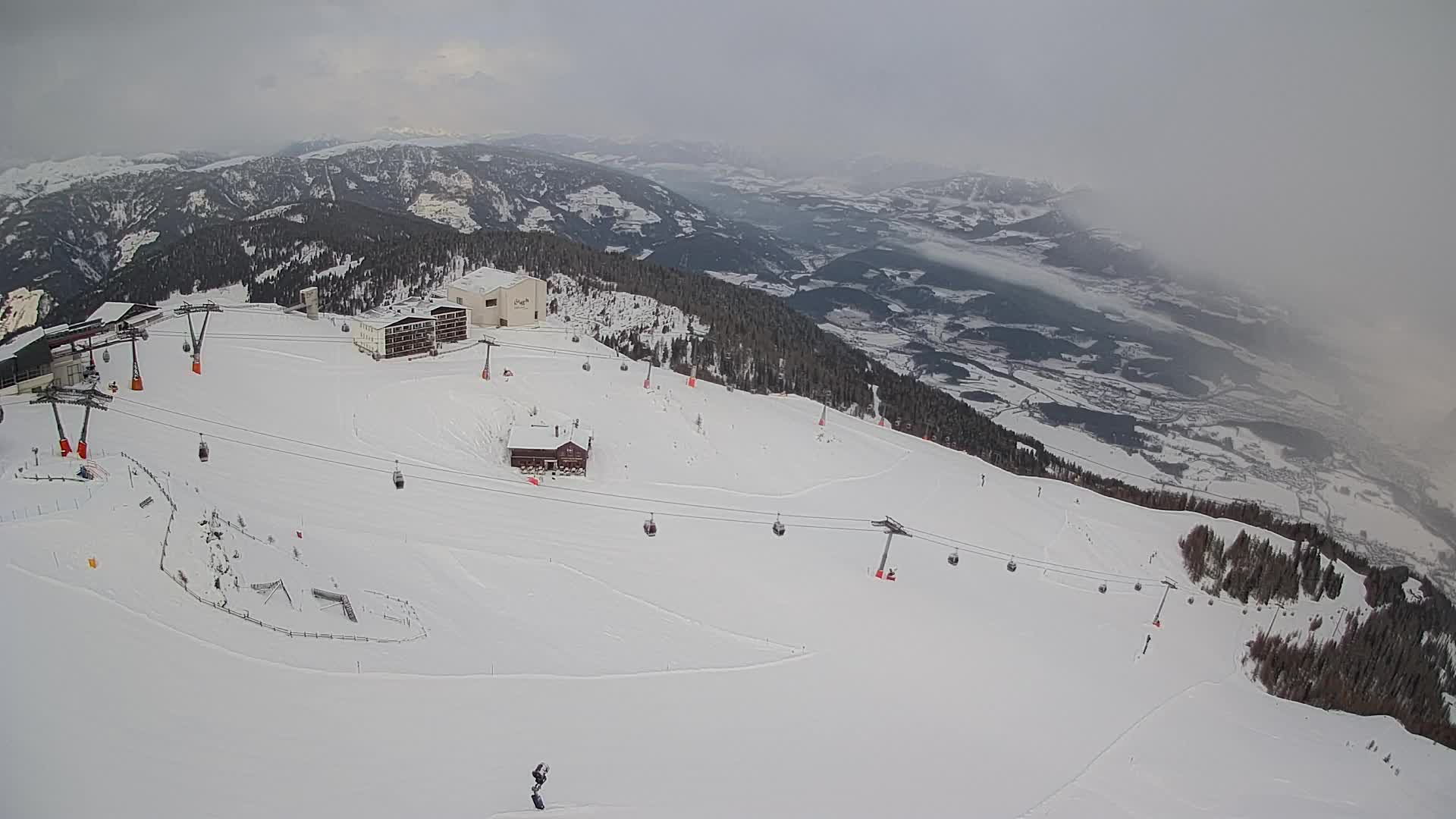 Skigebiet Kronplatz Gipfel | Blick auf Bruneck