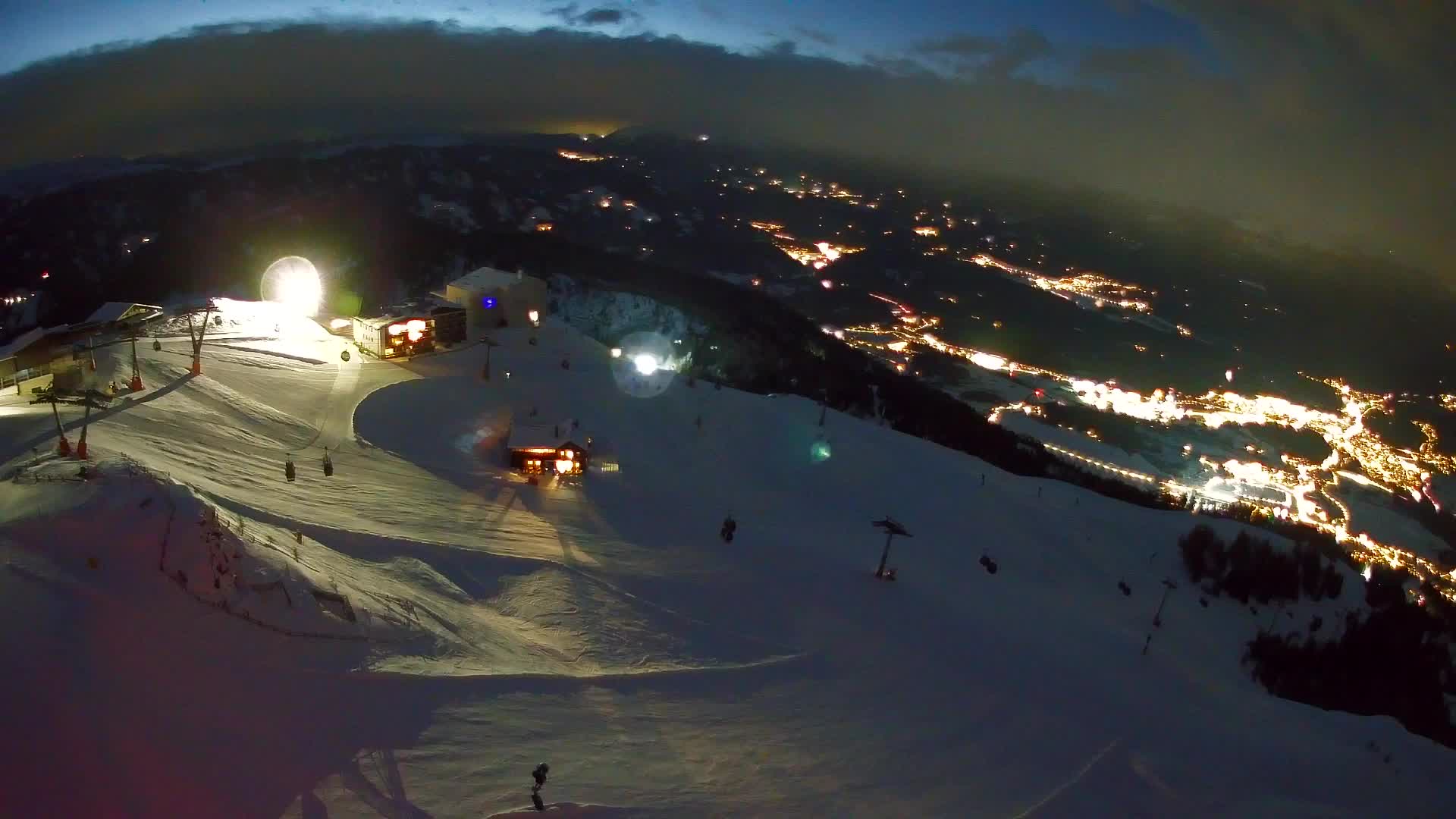 Kronplatz peak Ski resort | view to Bruneck
