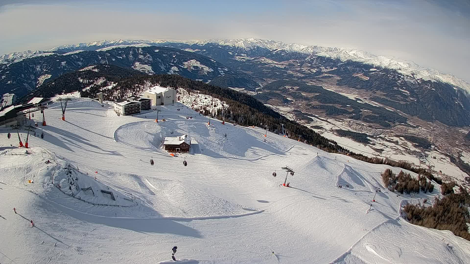 Station de ski Kronplatz sommet | vue sur Brunico