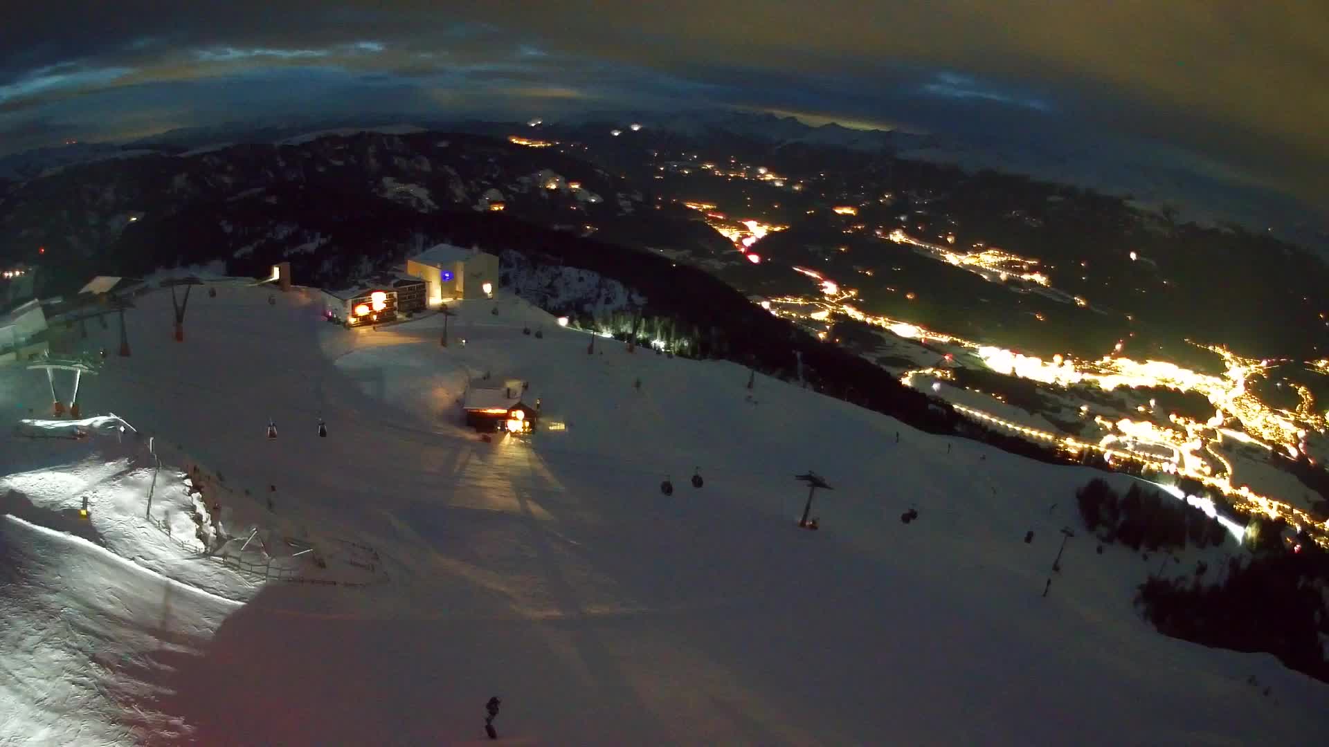 Kronplatz peak Ski resort | view to Bruneck