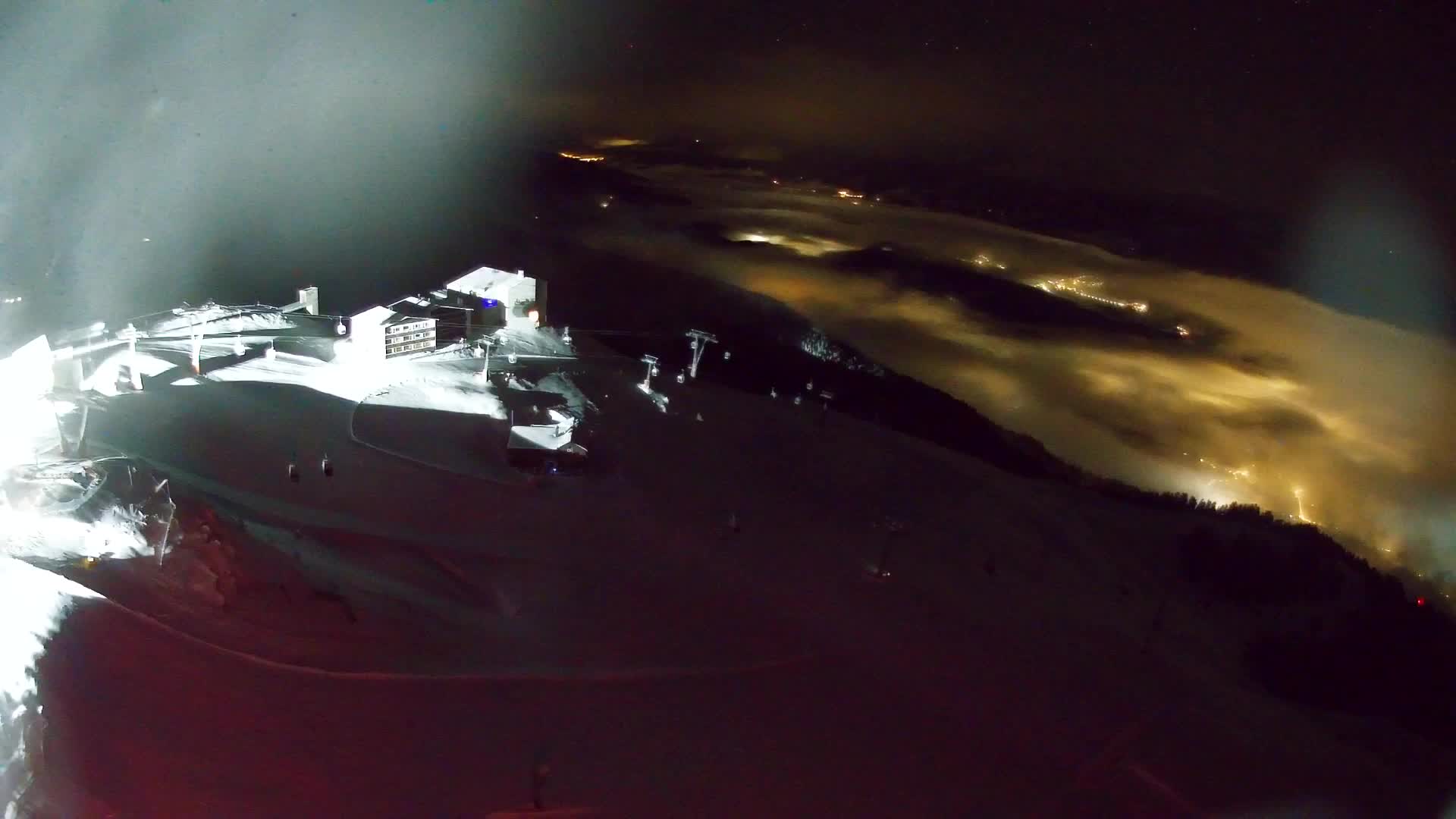 Kronplatz peak Ski resort | view to Bruneck