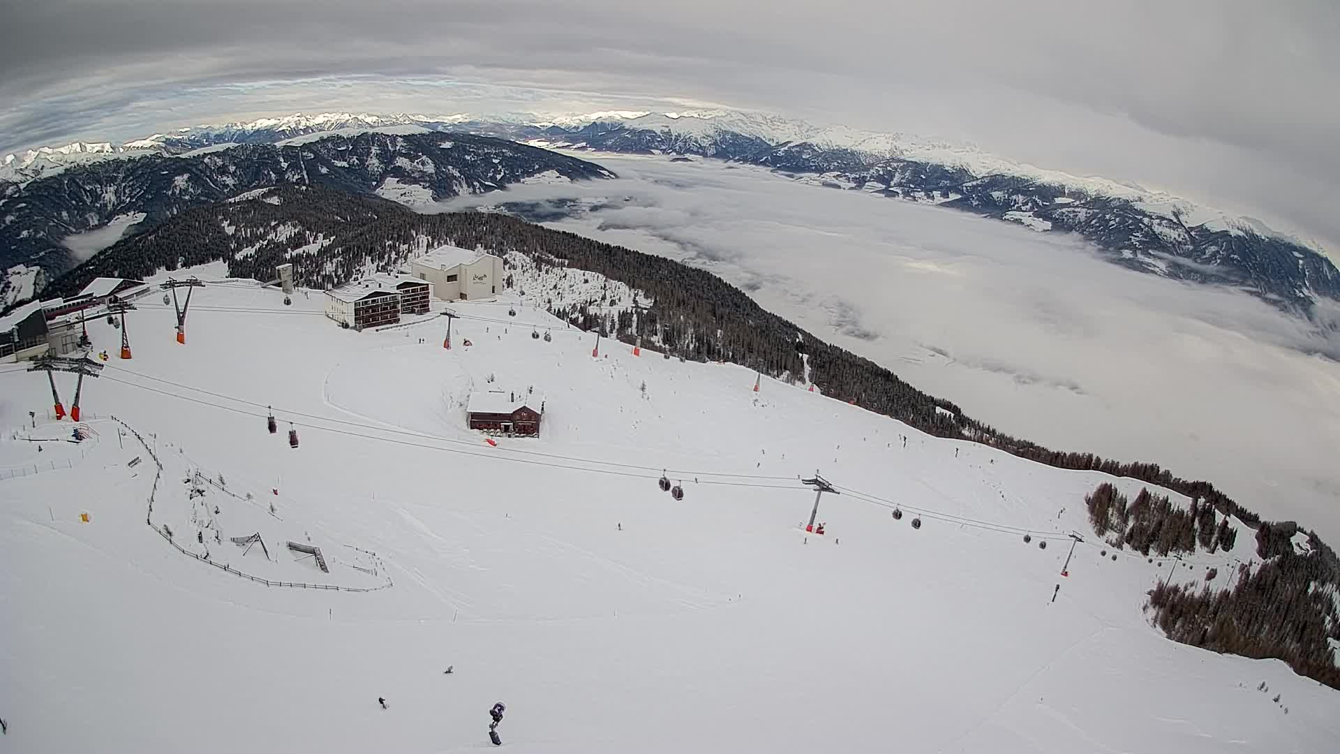 Smučišče Kronplatz – vrh | pogled na Bruneck