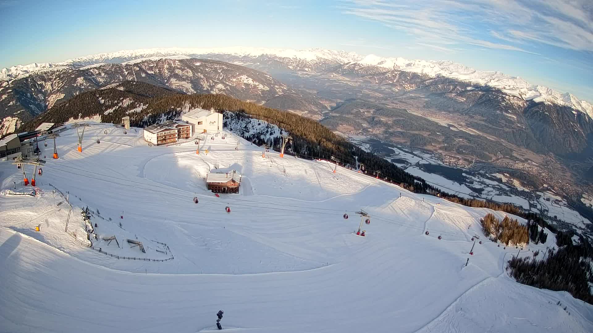 Smučišče Kronplatz – vrh | pogled na Bruneck