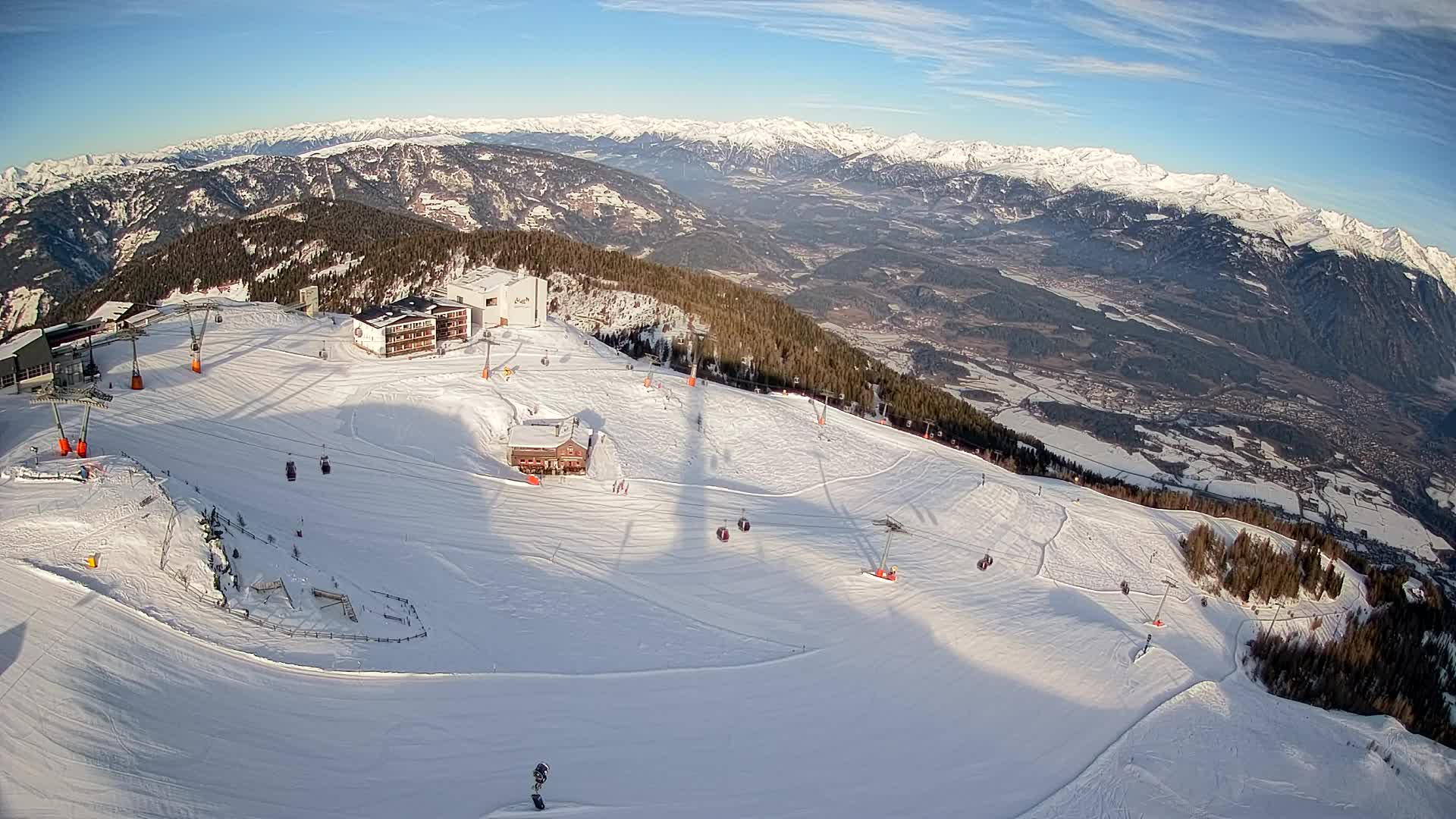 Skigebiet Kronplatz Gipfel | Blick auf Bruneck