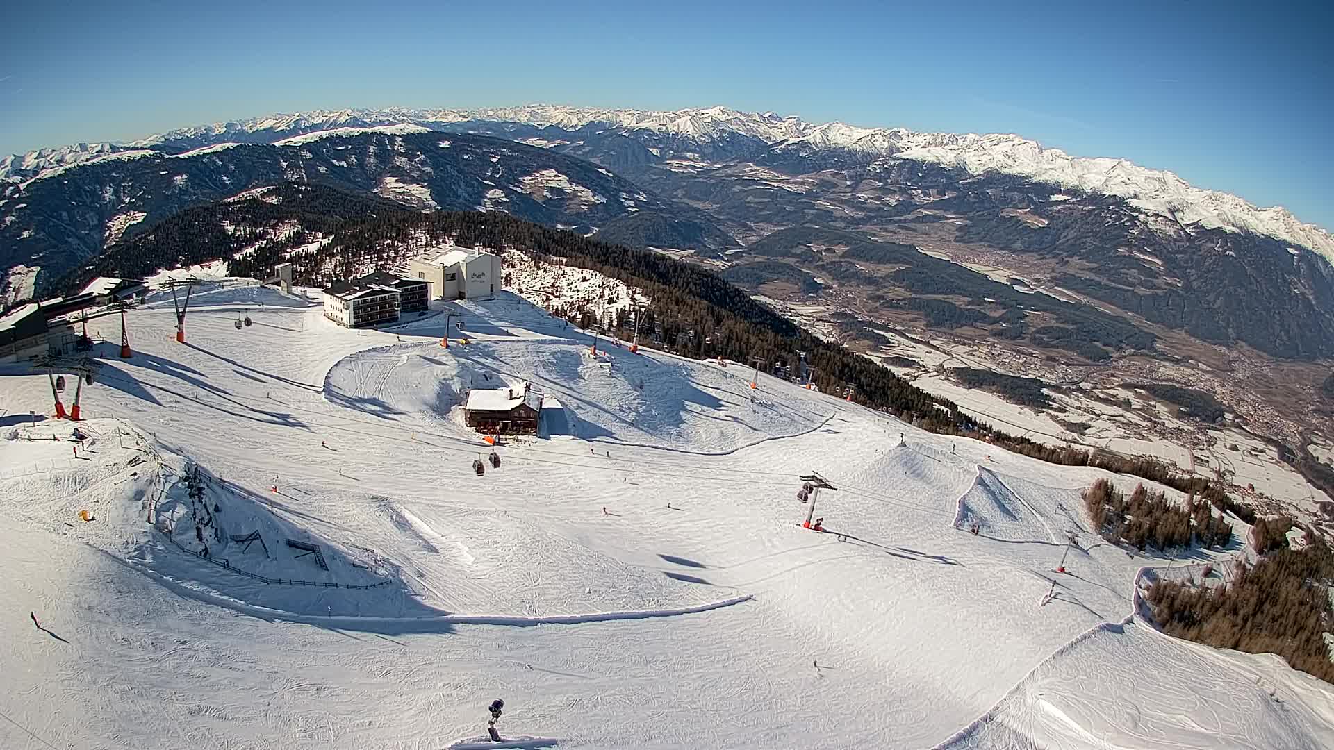 Skigebiet Kronplatz Gipfel | Blick auf Bruneck