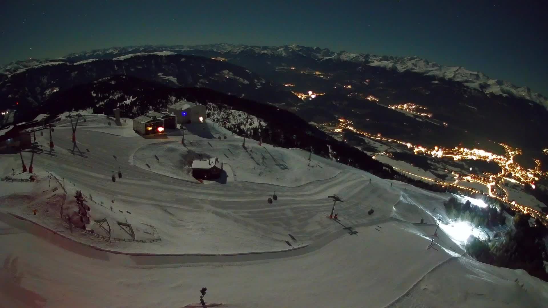 Kronplatz peak Ski resort | view to Bruneck
