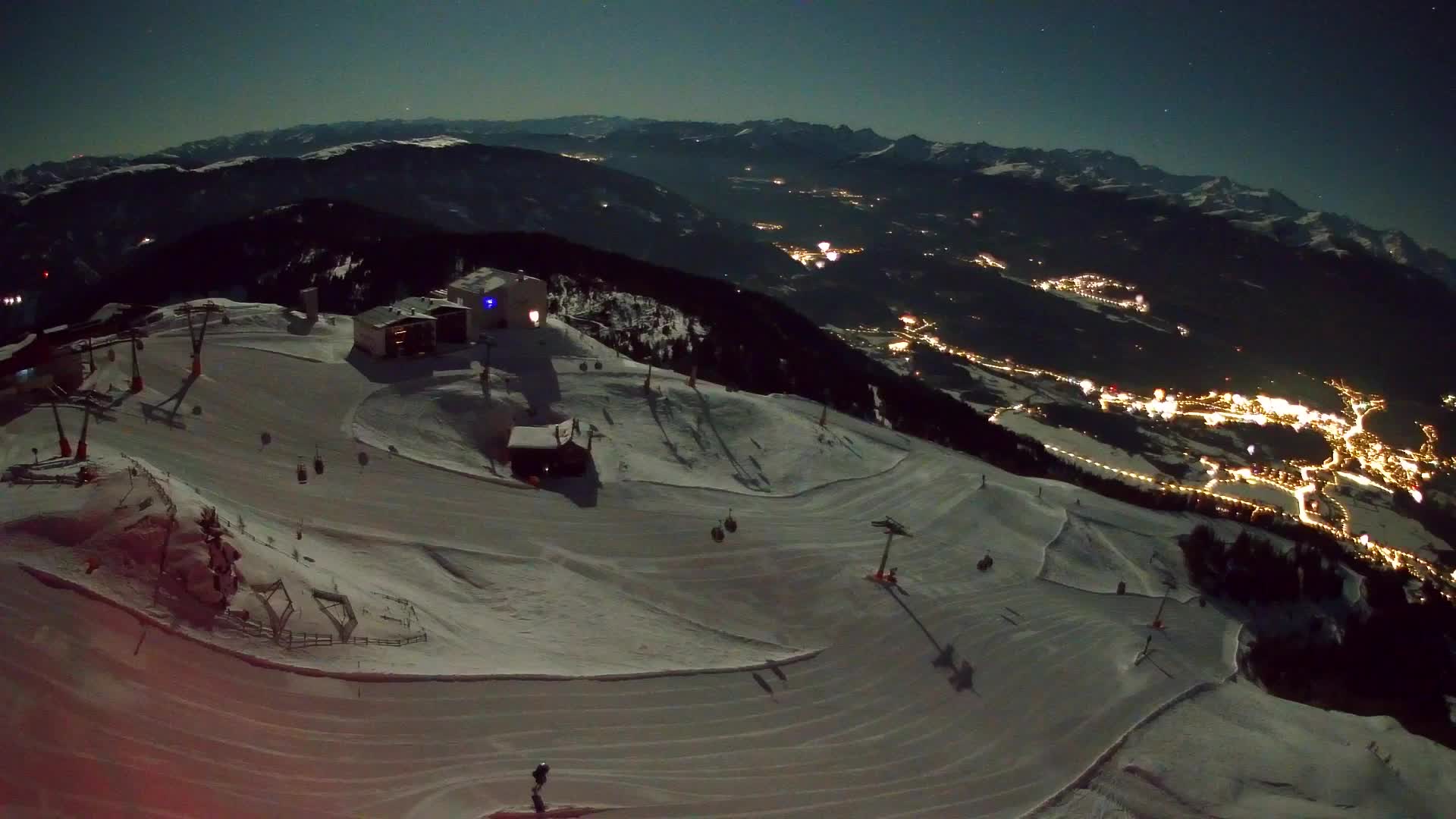 Kronplatz peak Ski resort | view to Bruneck