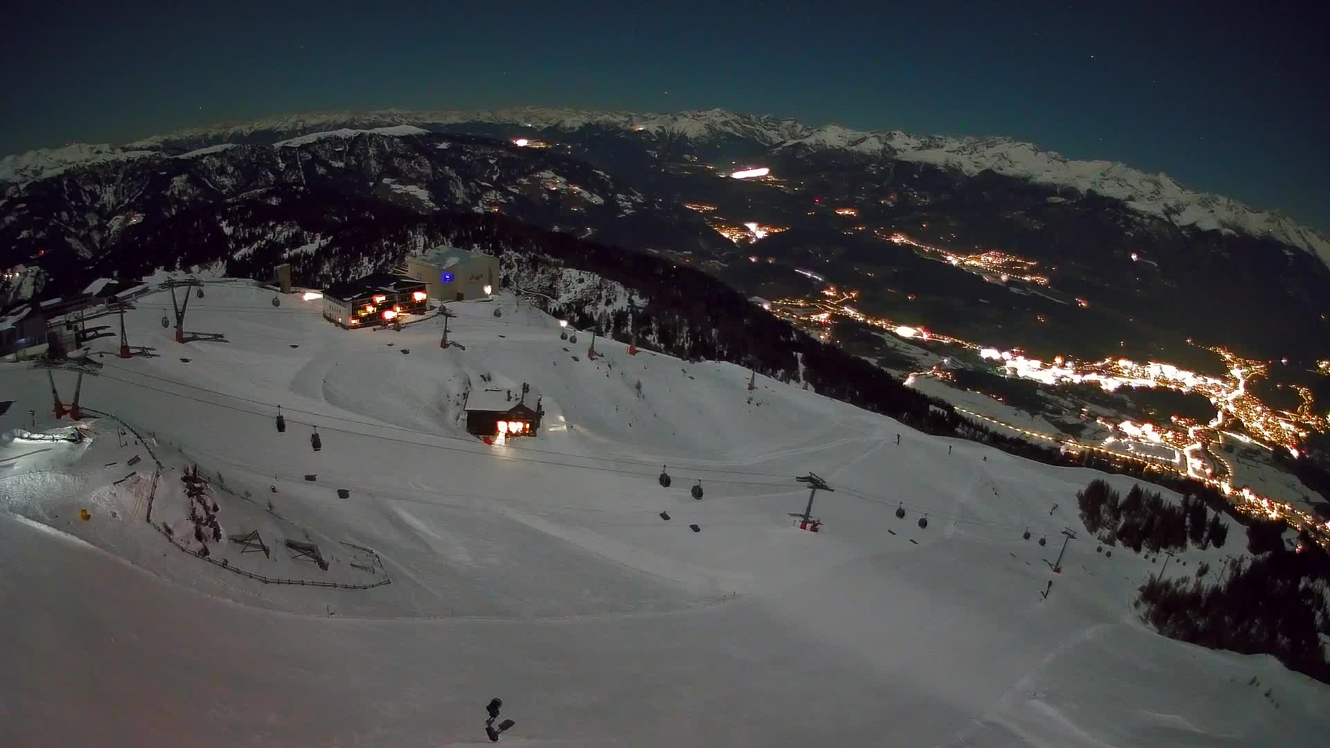 Stazione sciistica di Plan de Corones | vista su Brunico