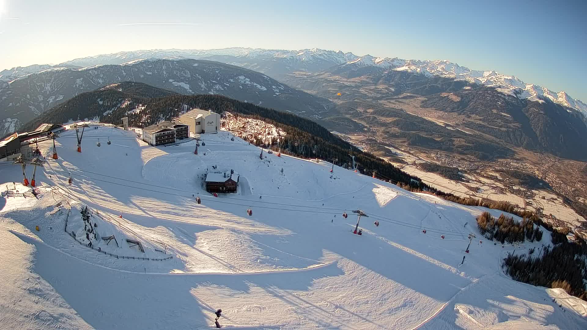 Skigebiet Kronplatz Gipfel | Blick auf Bruneck