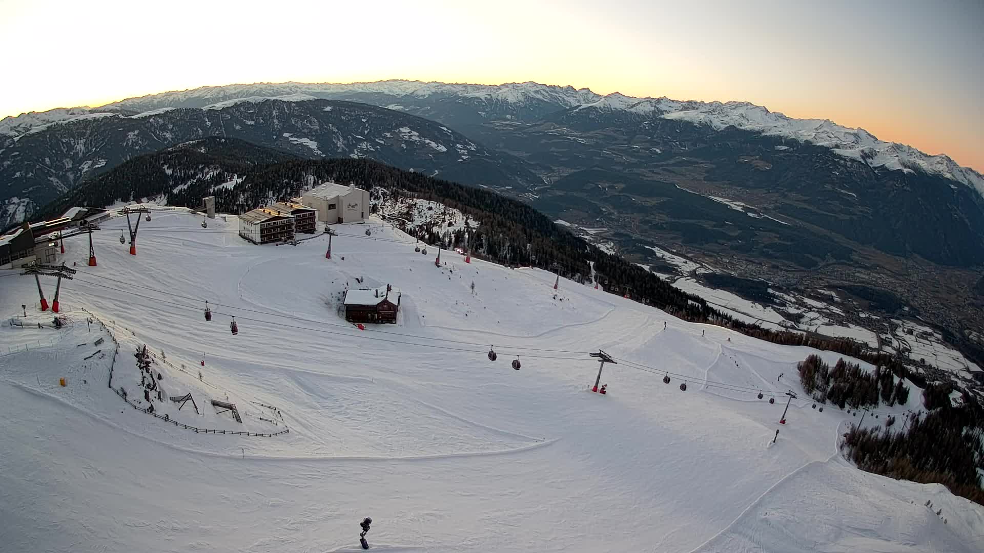 Smučišče Kronplatz – vrh | pogled na Bruneck