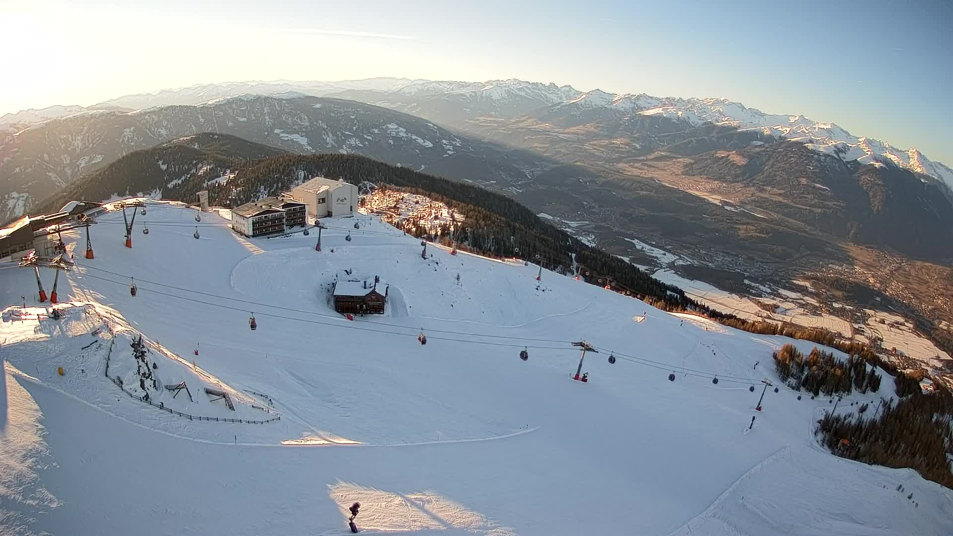 Smučišče Kronplatz – vrh | pogled na Bruneck