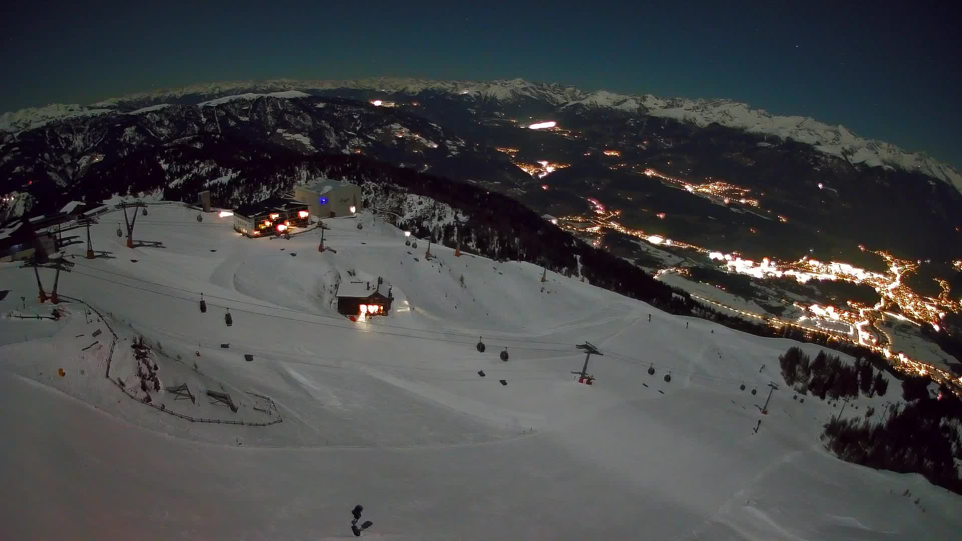 Skigebiet Kronplatz Gipfel | Blick auf Bruneck