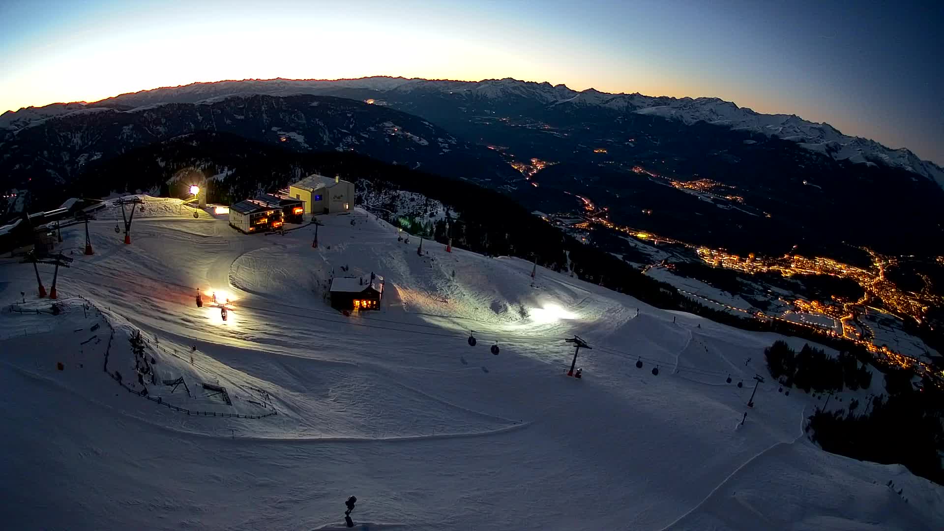 Smučišče Kronplatz – vrh | pogled na Bruneck