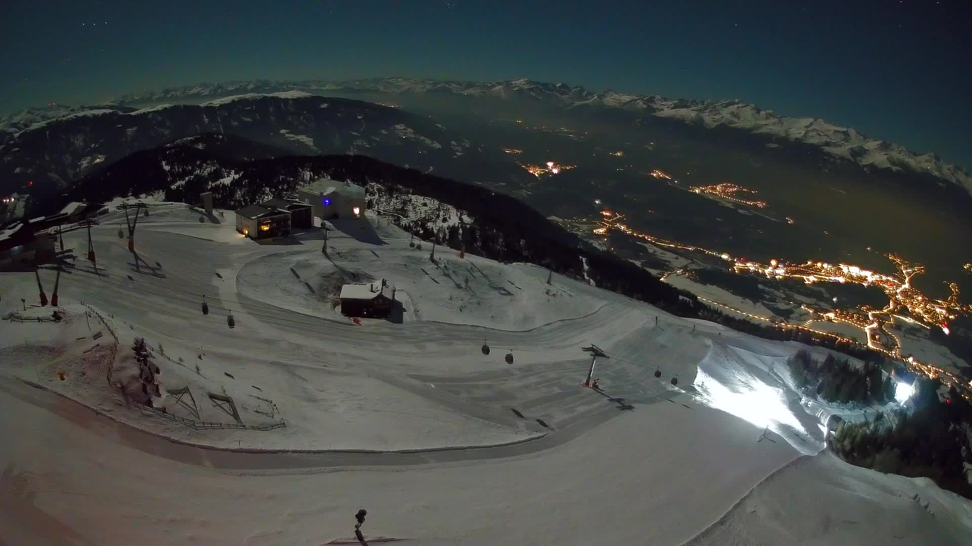 Kronplatz peak Ski resort | view to Bruneck