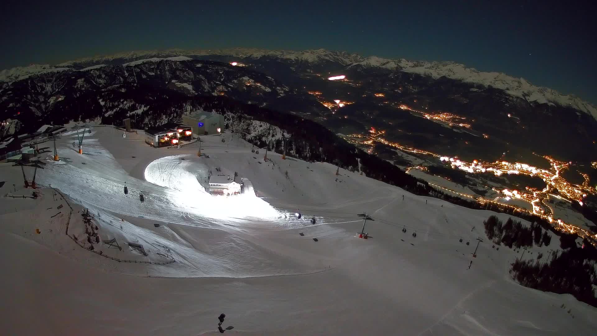 Kronplatz peak Ski resort | view to Bruneck
