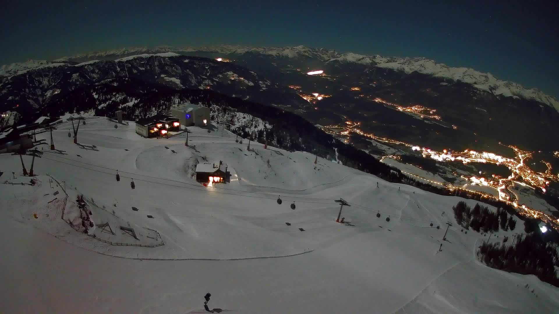 Skigebiet Kronplatz Gipfel | Blick auf Bruneck