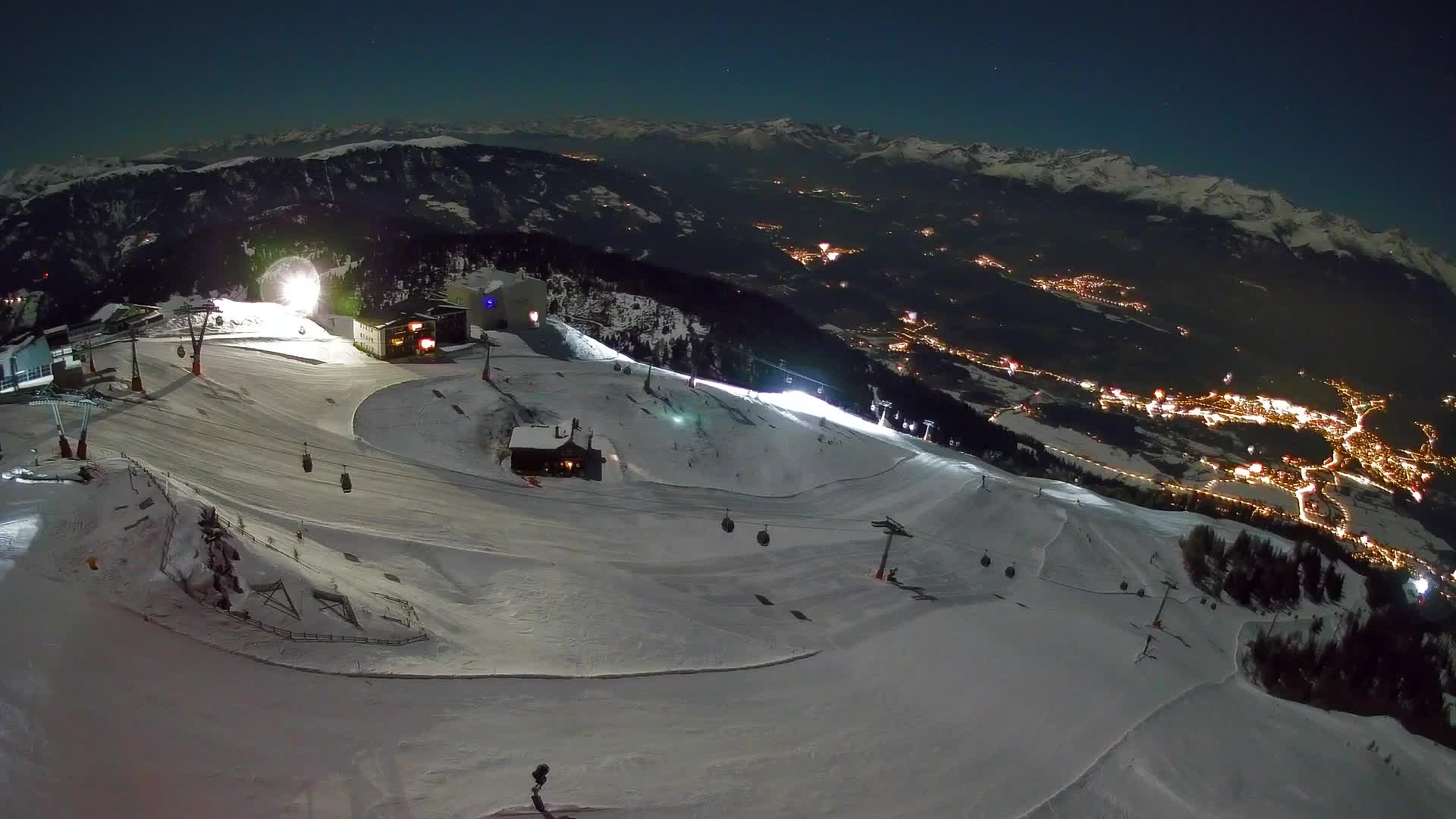 Skigebiet Kronplatz Gipfel | Blick auf Bruneck