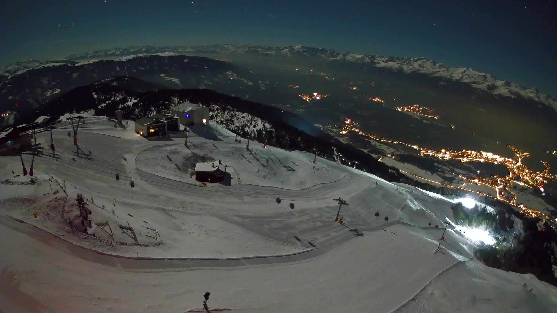 Skigebiet Kronplatz Gipfel | Blick auf Bruneck