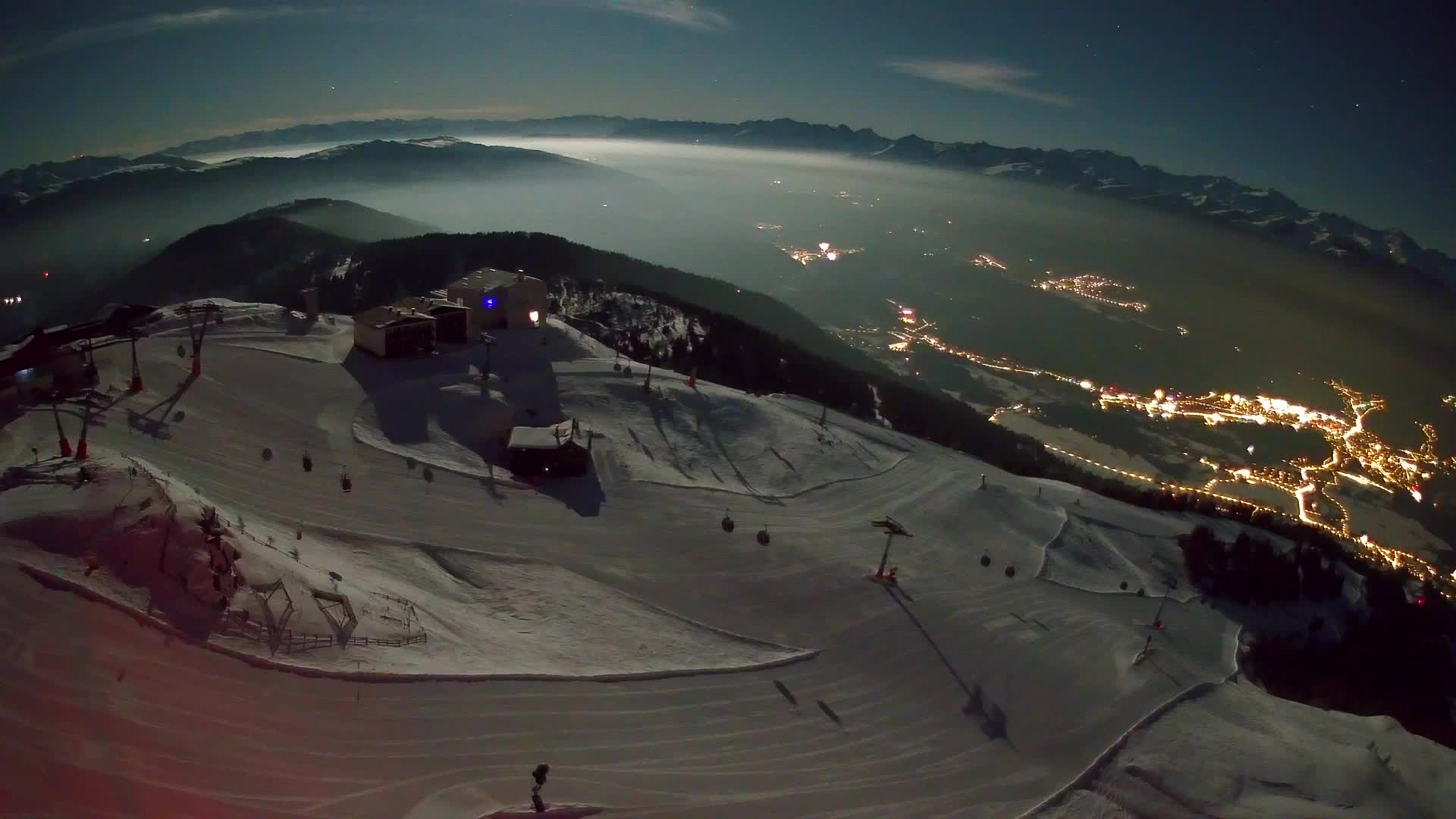 Kronplatz peak Ski resort | view to Bruneck