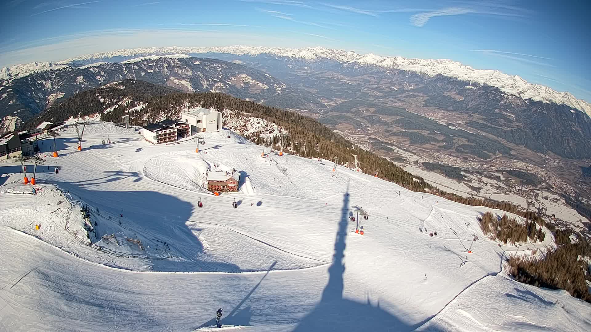 Stazione sciistica di Plan de Corones | vista su Brunico