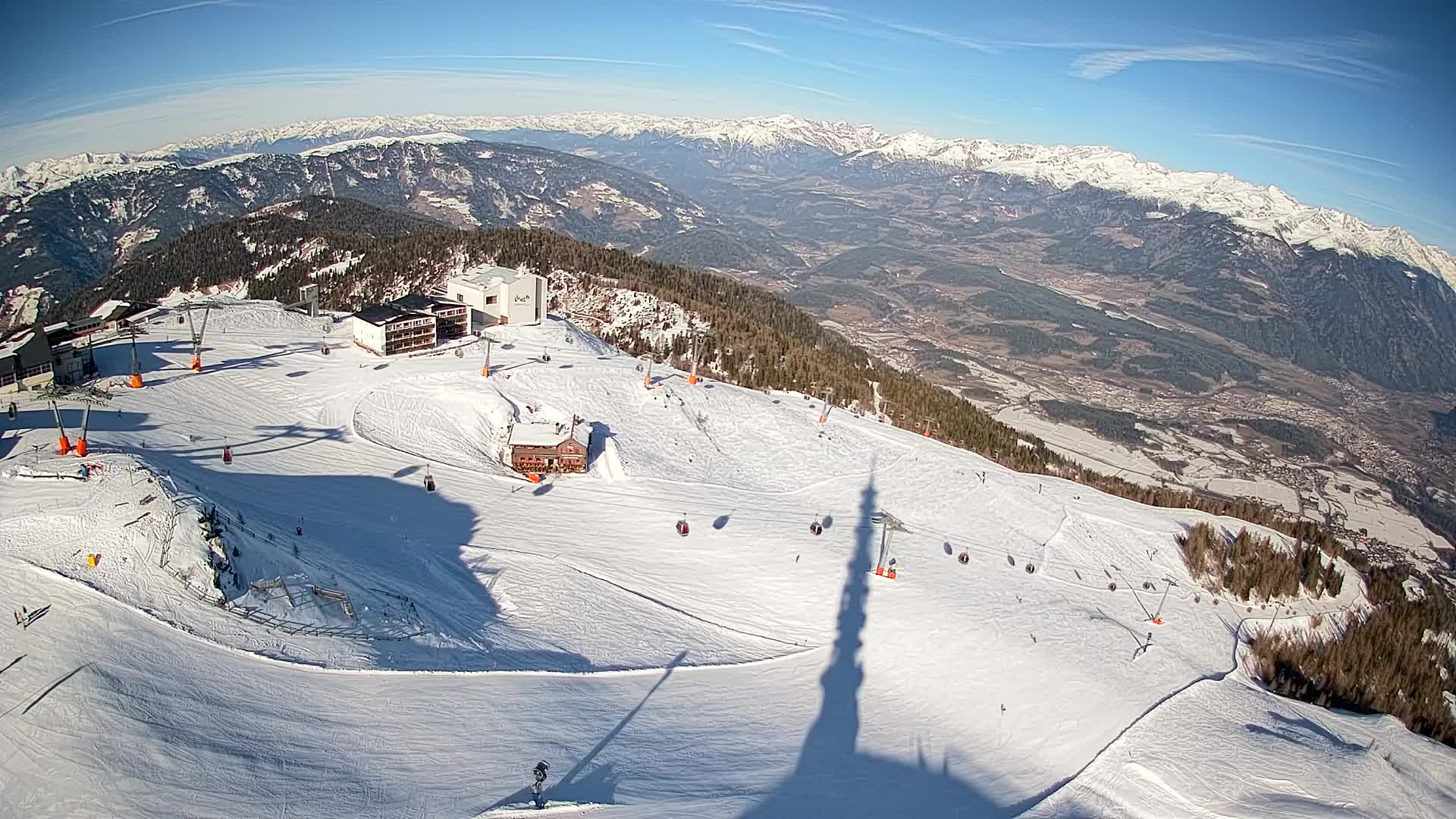 Stazione sciistica di Plan de Corones | vista su Brunico