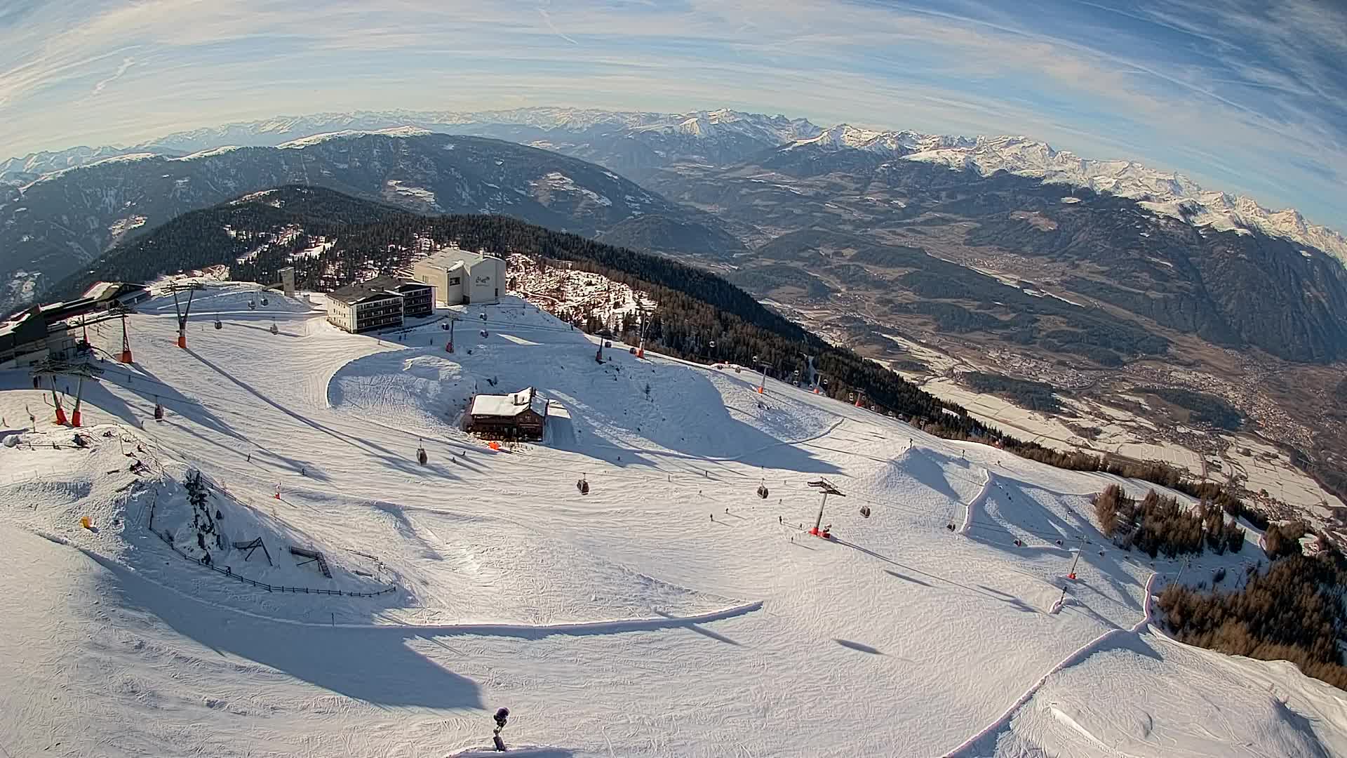 Skigebiet Kronplatz Gipfel | Blick auf Bruneck