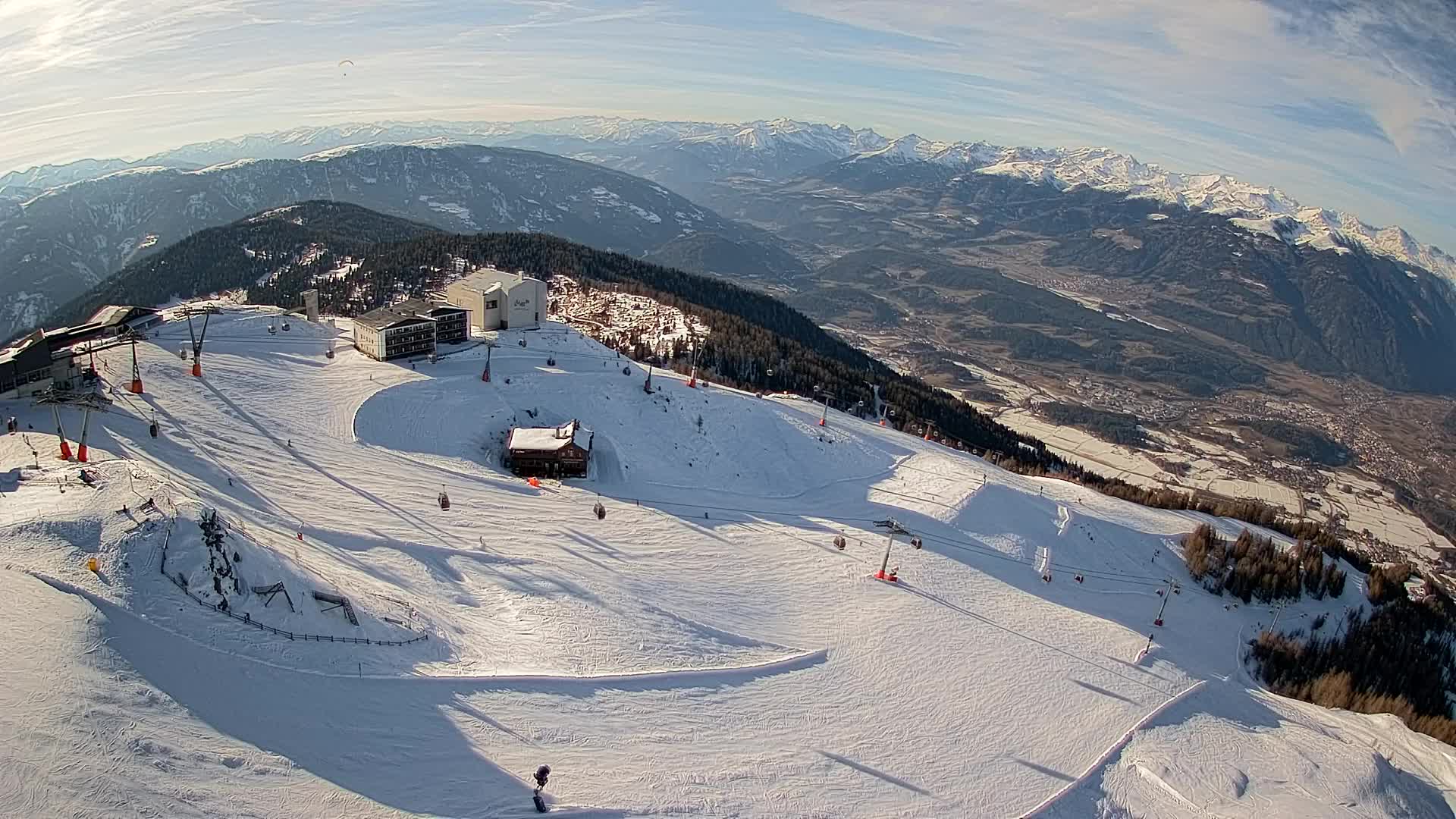 Stazione sciistica di Plan de Corones | vista su Brunico