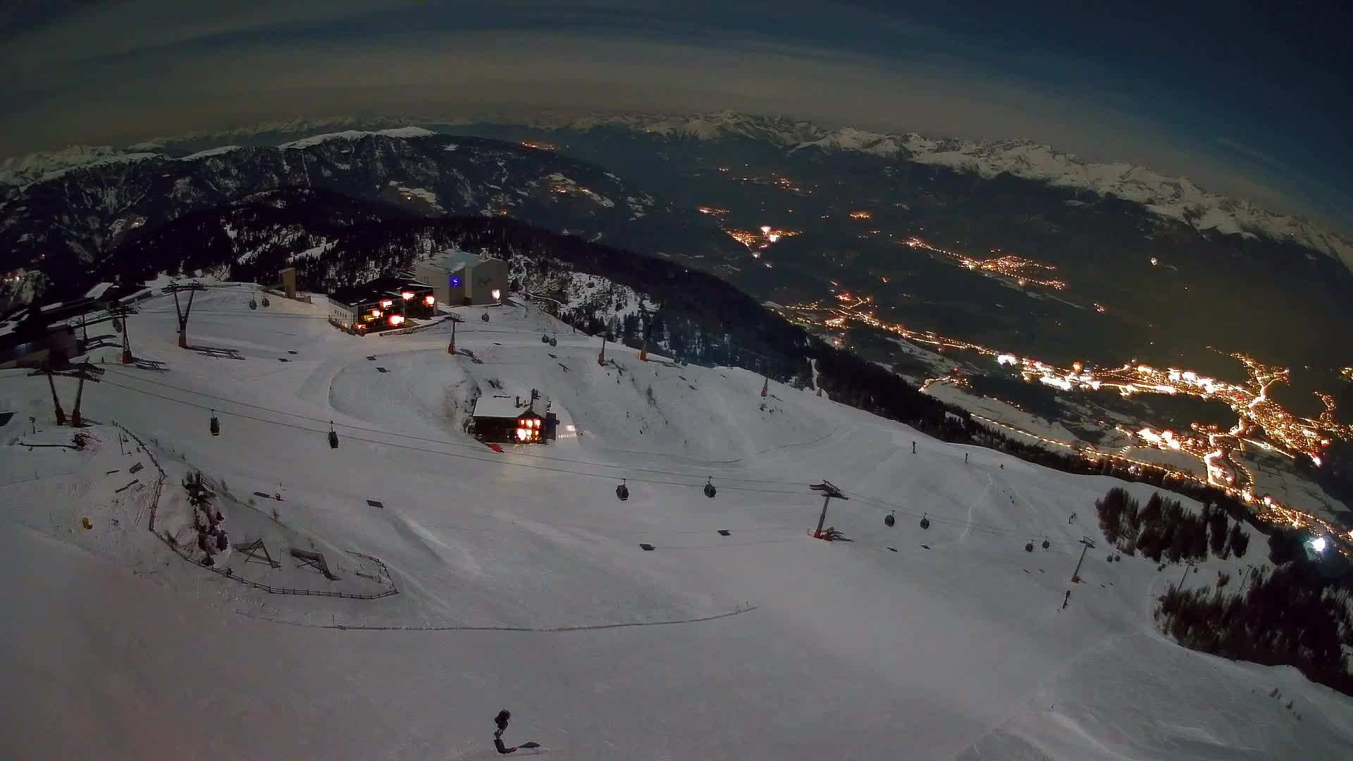 Skigebiet Kronplatz Gipfel | Blick auf Bruneck