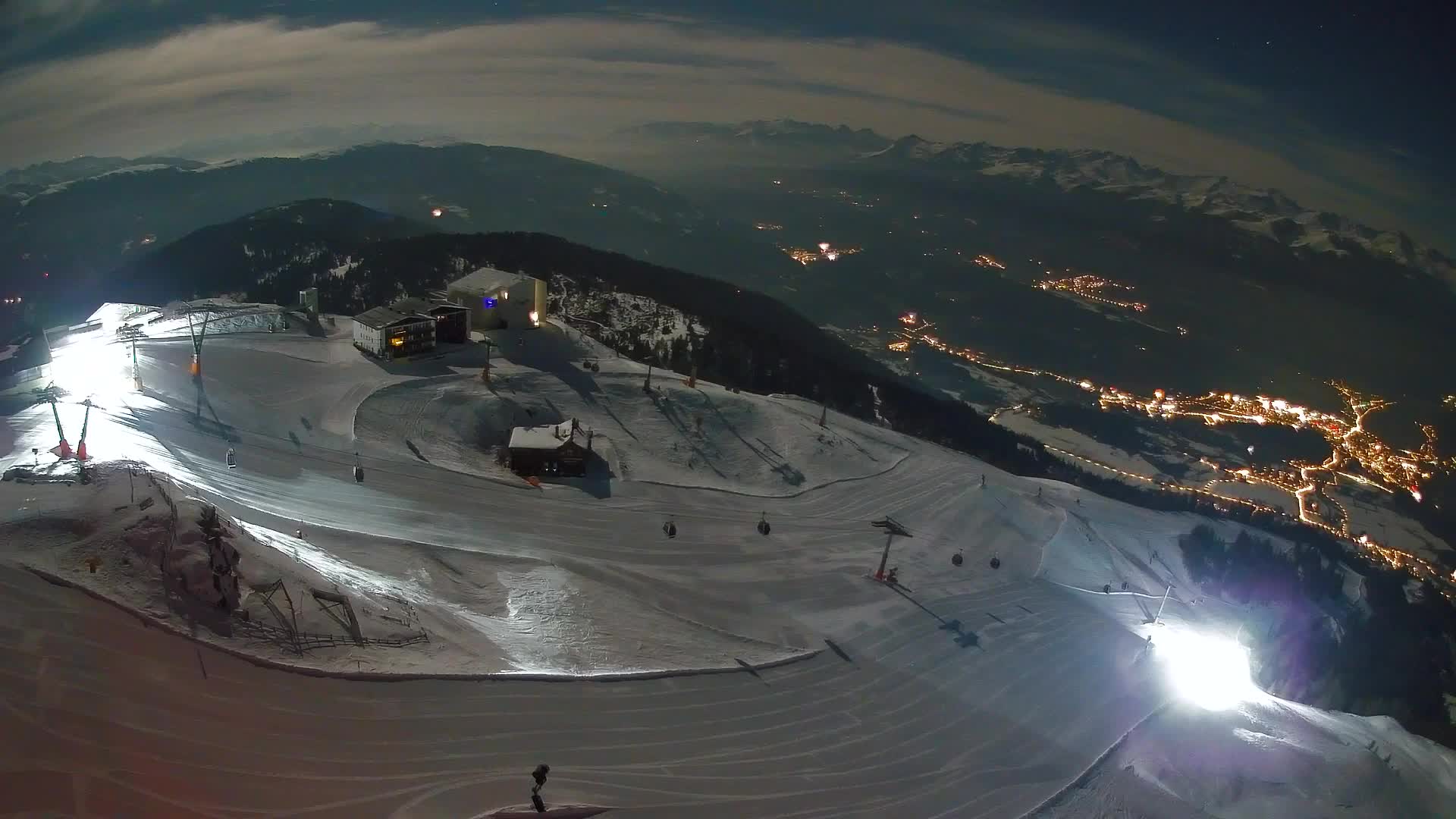 Kronplatz peak Ski resort | view to Bruneck