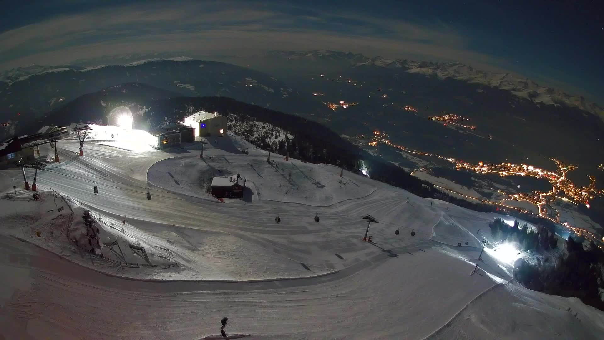 Smučišče Kronplatz – vrh | pogled na Bruneck