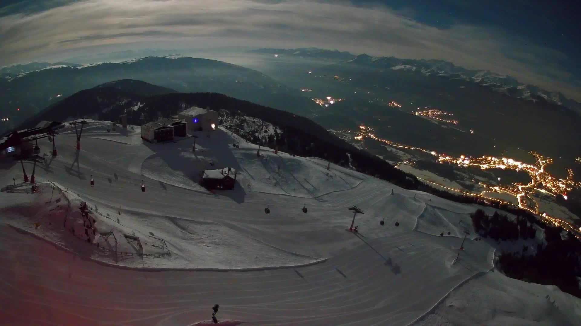Stazione sciistica di Plan de Corones | vista su Brunico
