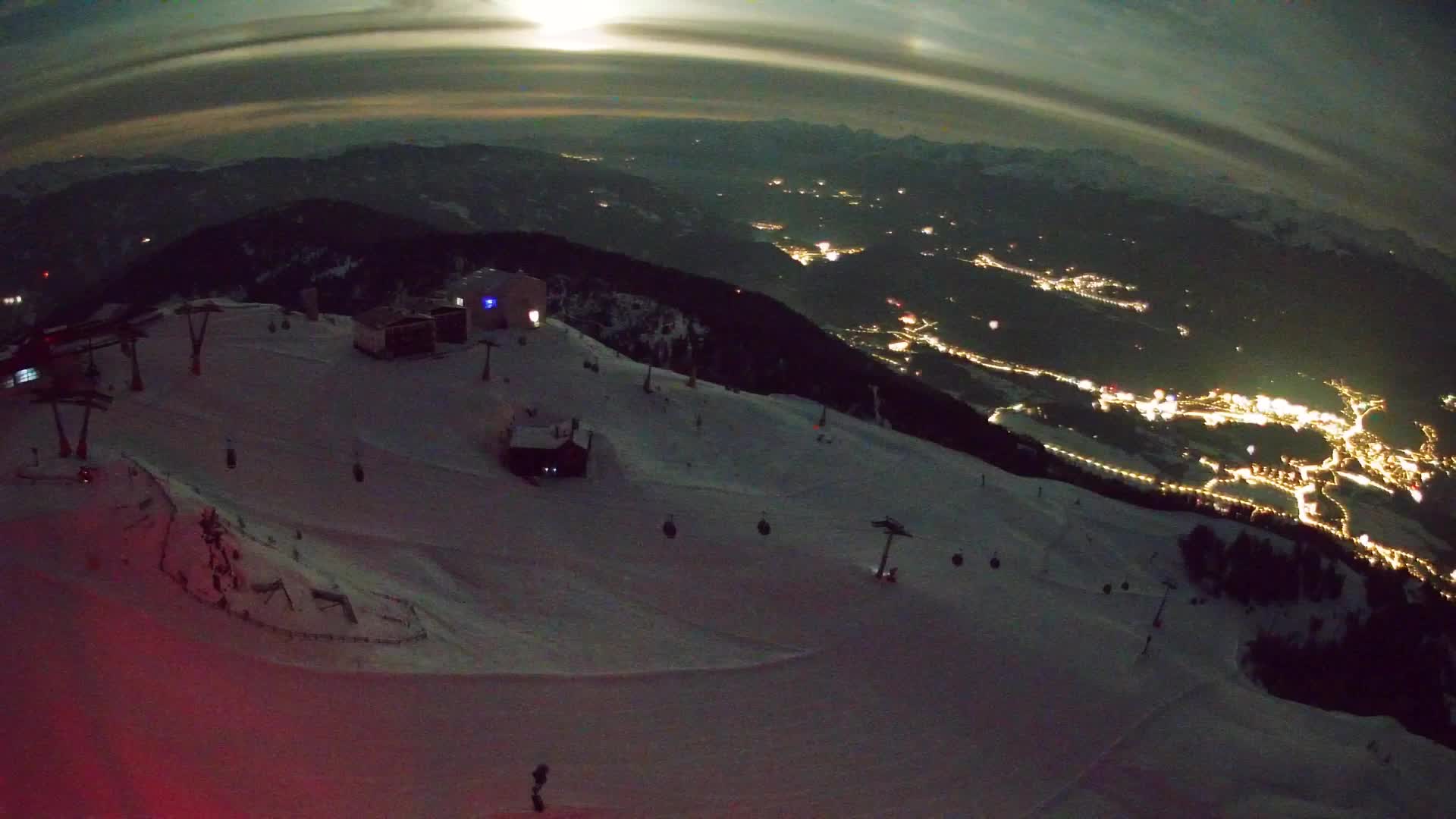 Stazione sciistica di Plan de Corones | vista su Brunico