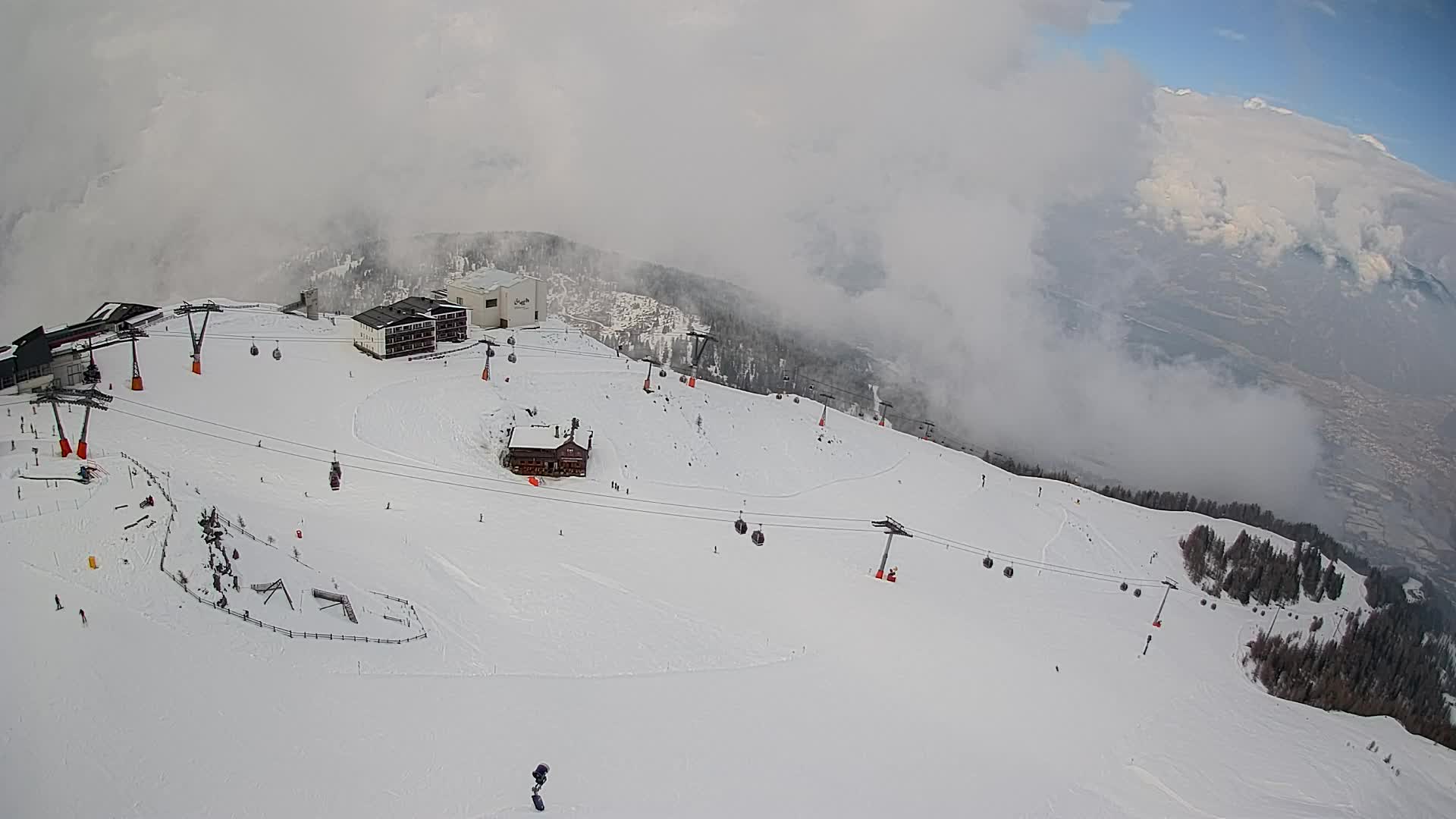 Stazione sciistica di Plan de Corones | vista su Brunico