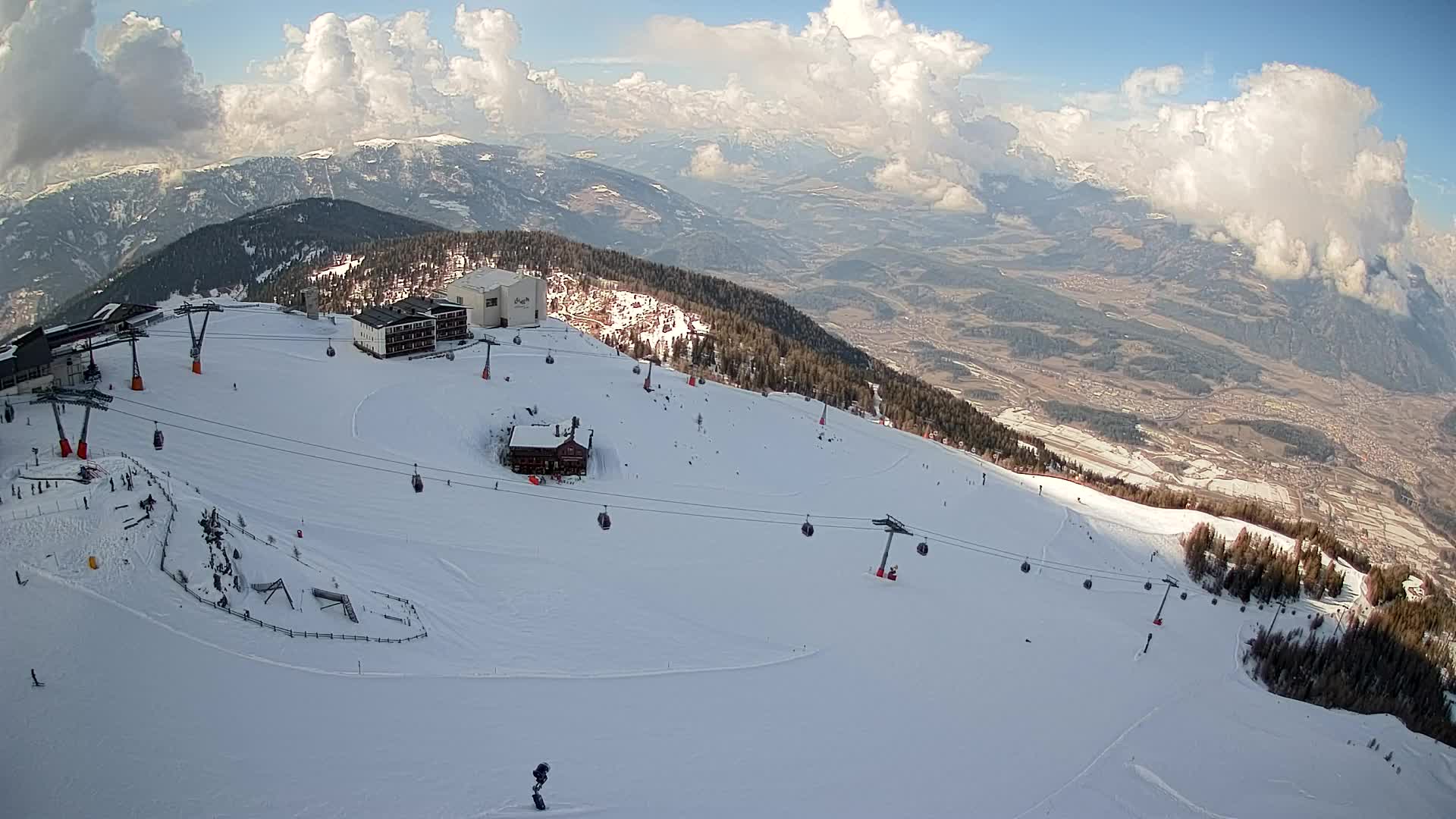 Smučišče Kronplatz – vrh | pogled na Bruneck