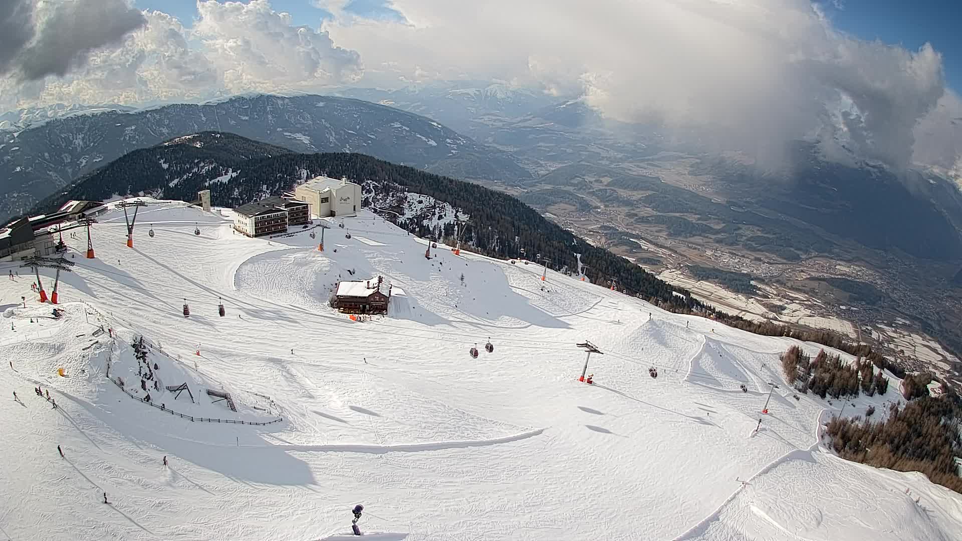 Kronplatz peak Ski resort | view to Bruneck