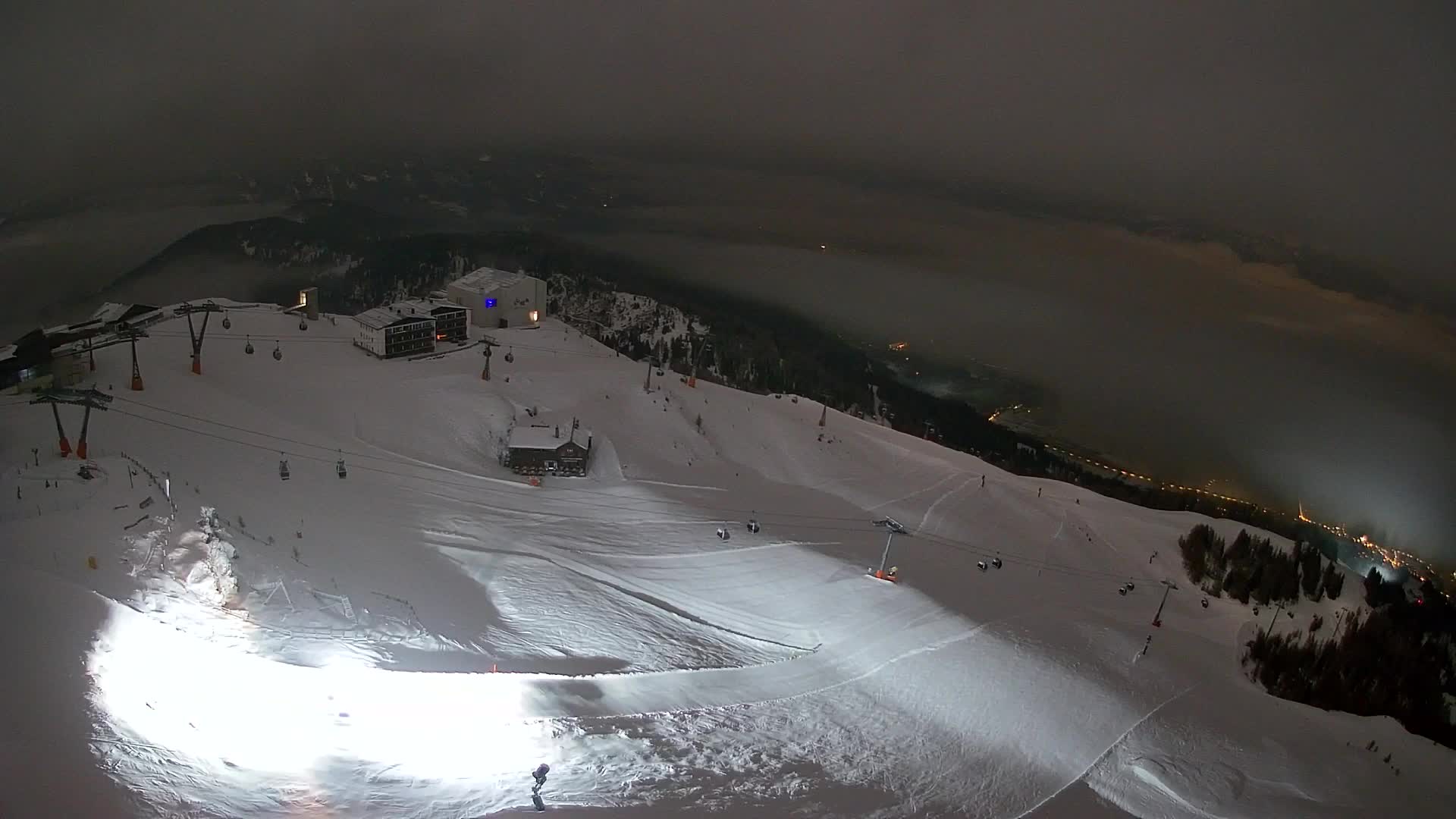 Skigebiet Kronplatz Gipfel | Blick auf Bruneck