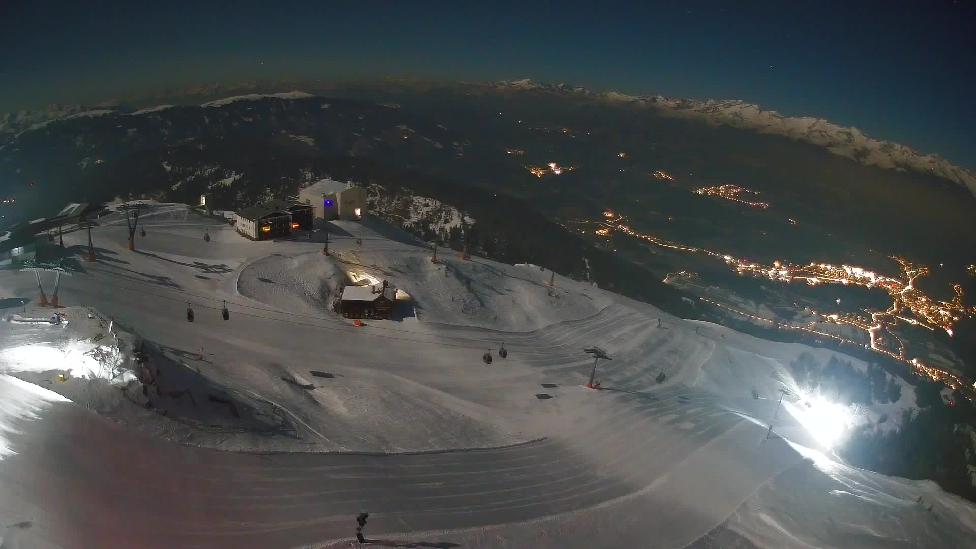 Kronplatz peak Ski resort | view to Bruneck