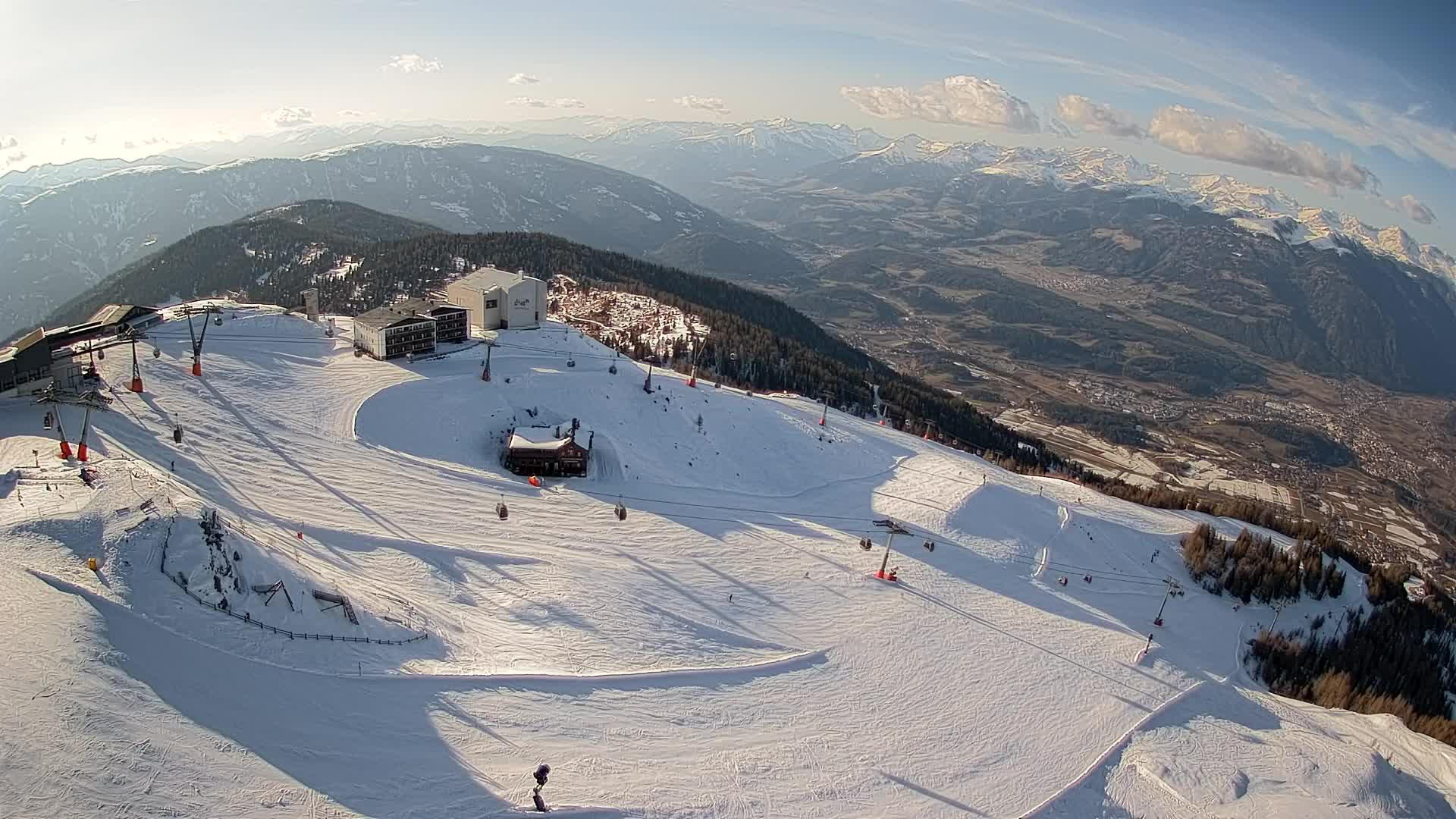 Station de ski Kronplatz sommet | vue sur Brunico