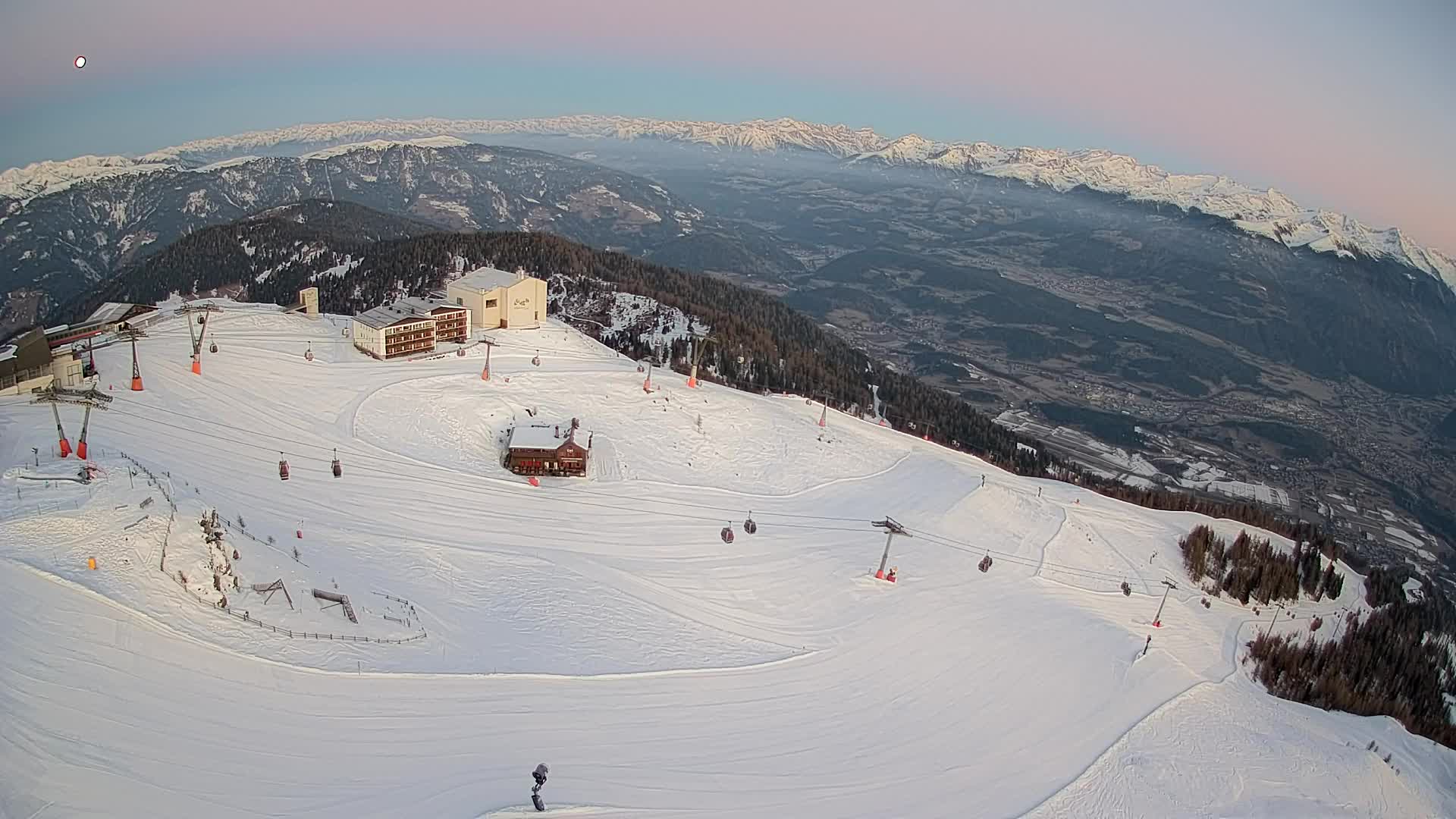 Stazione sciistica di Plan de Corones | vista su Brunico