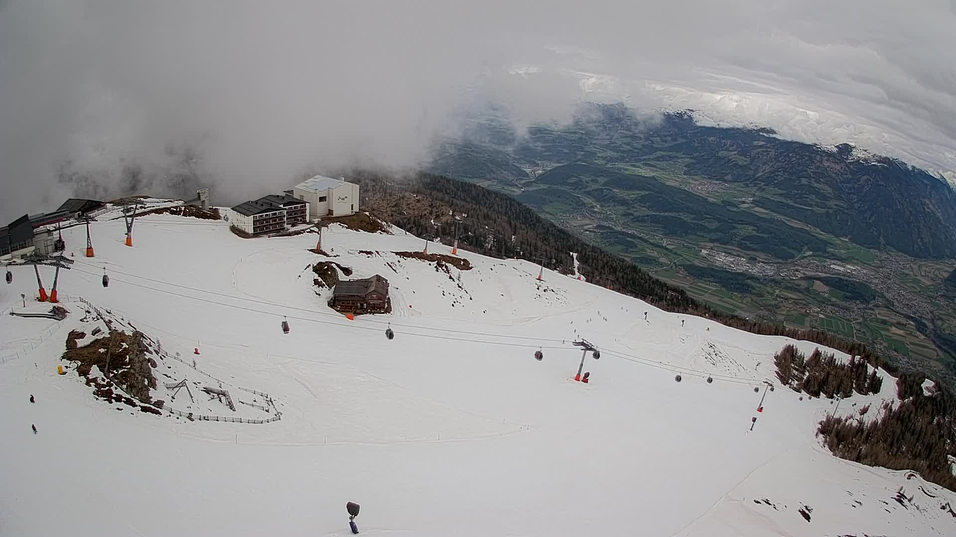 Stazione sciistica di Plan de Corones | vista su Brunico
