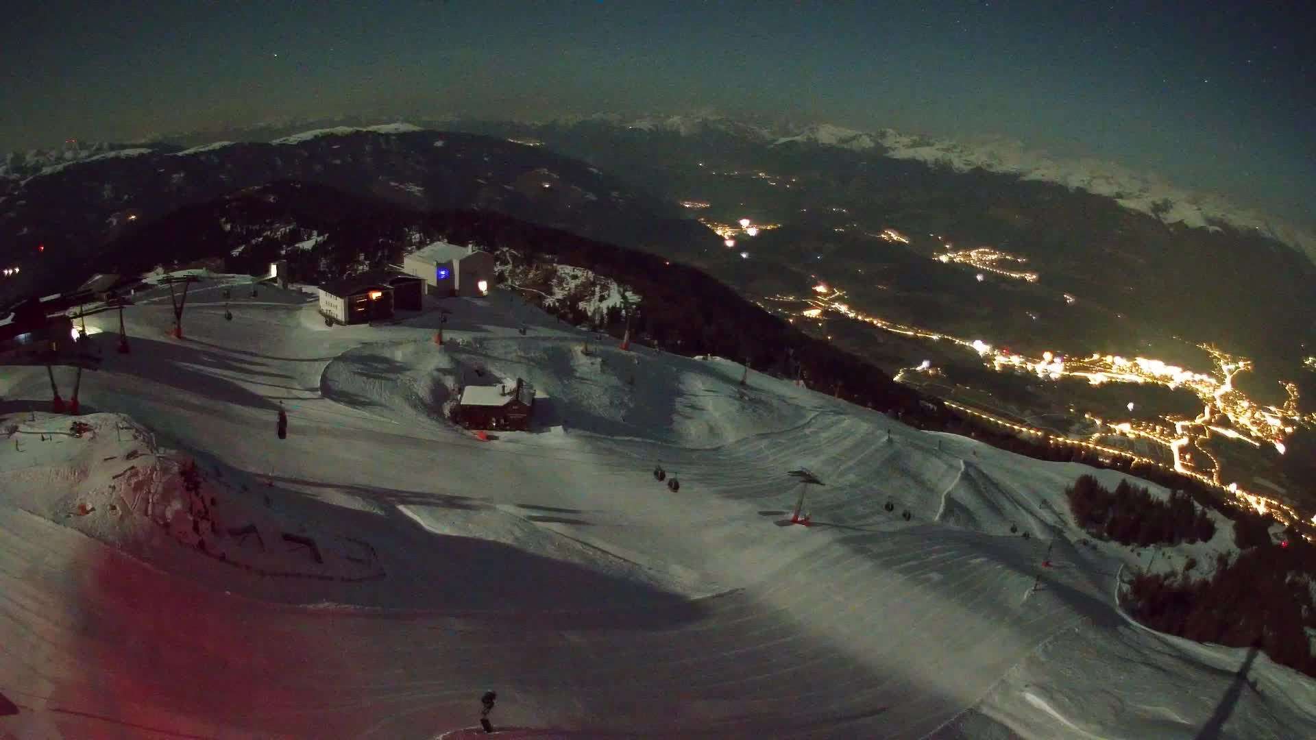 Skigebiet Kronplatz Gipfel | Blick auf Bruneck