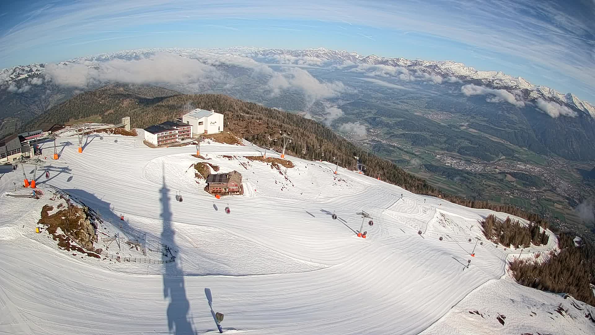 Skigebiet Kronplatz Gipfel | Blick auf Bruneck