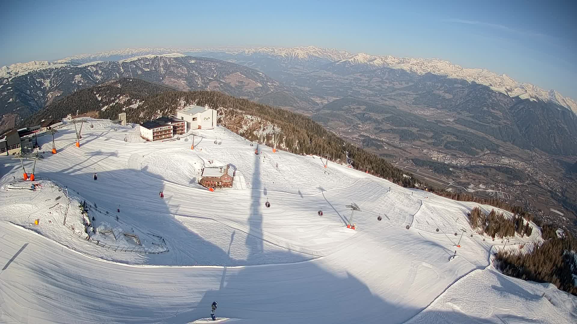 Station de ski Kronplatz sommet | vue sur Brunico