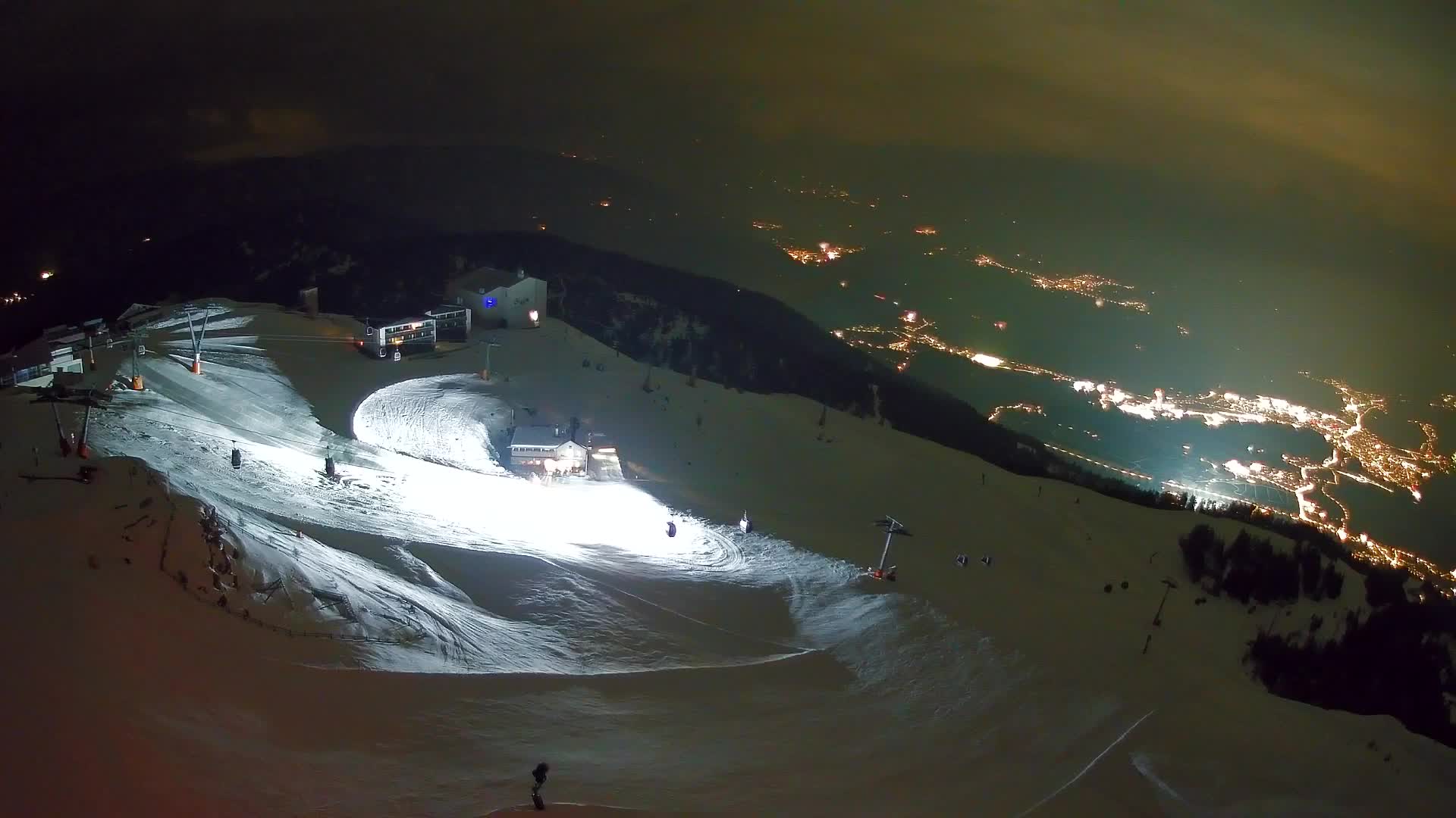 Kronplatz peak Ski resort | view to Bruneck