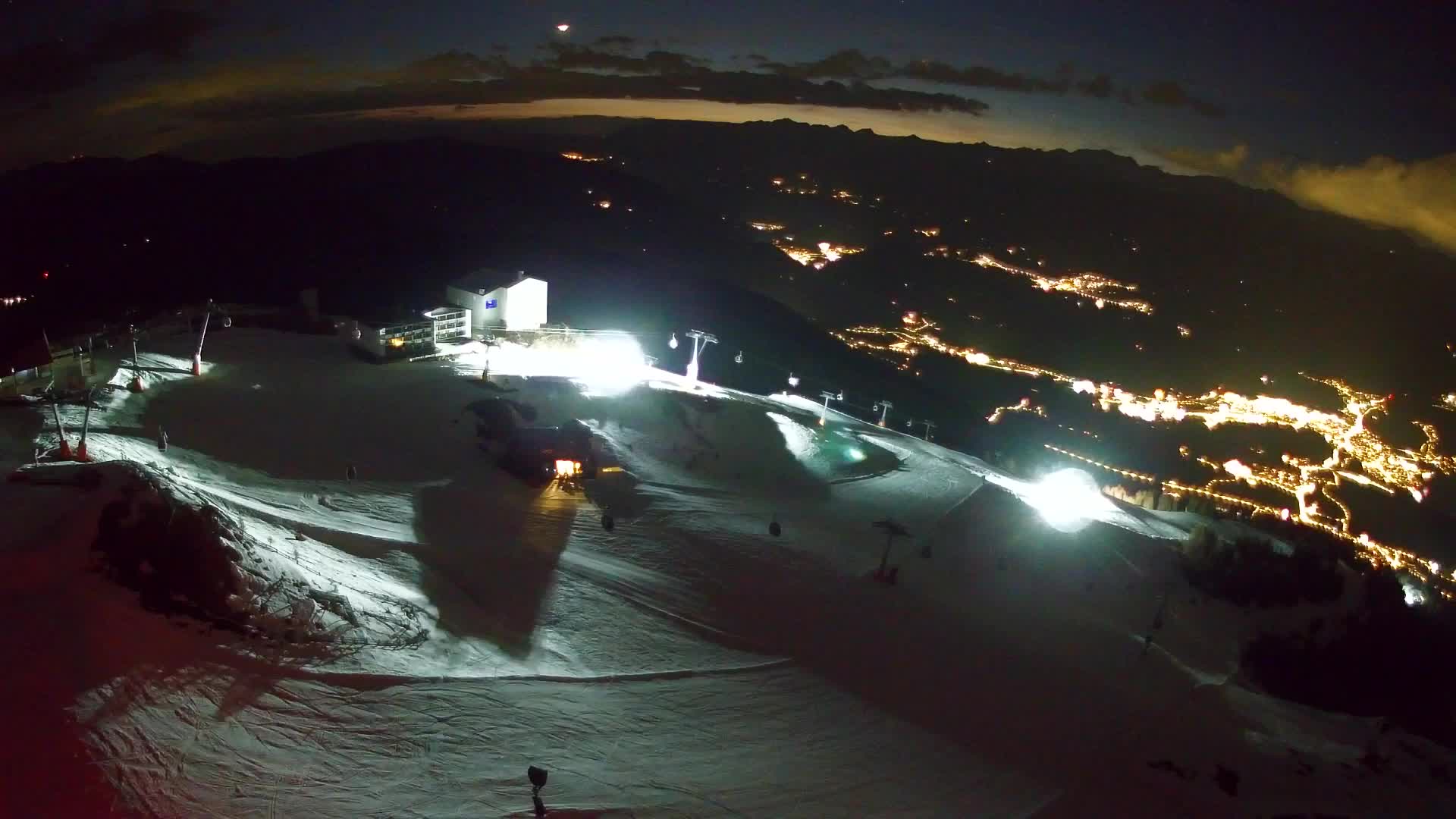 Skigebiet Kronplatz Gipfel | Blick auf Bruneck