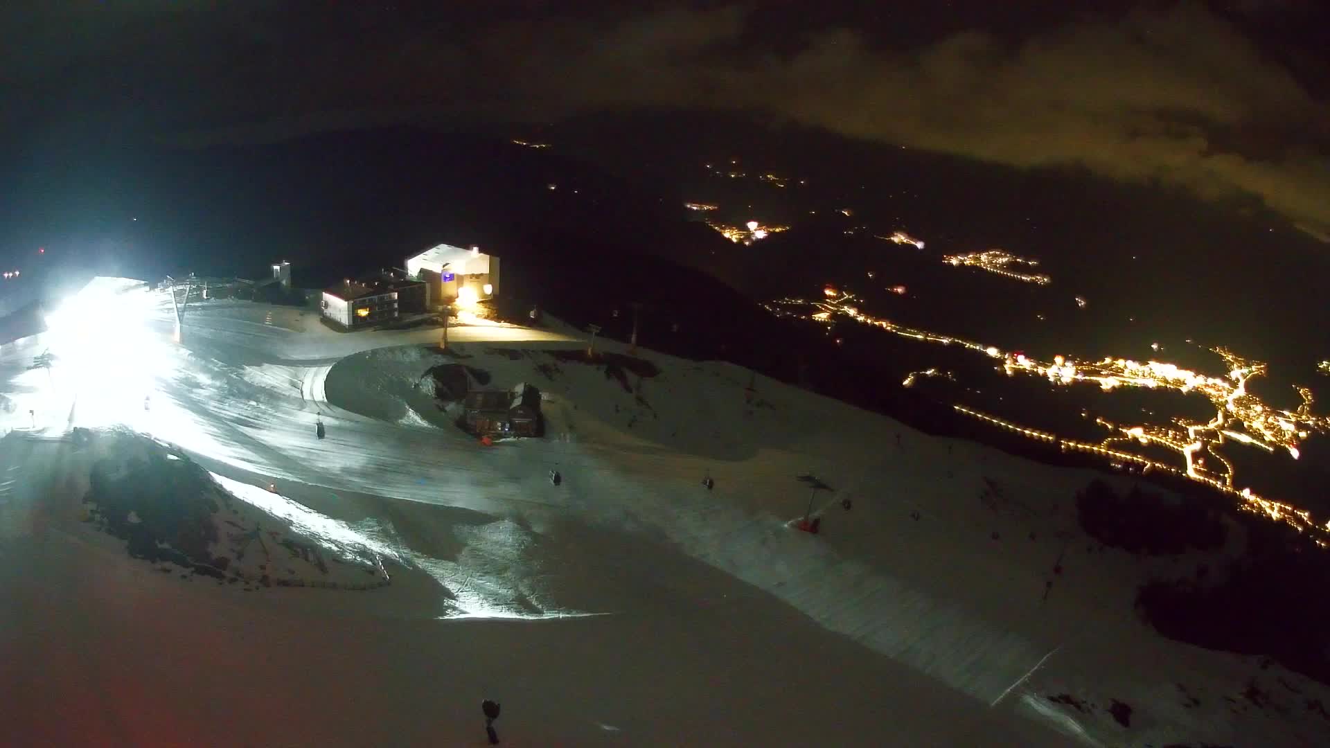 Kronplatz peak Ski resort | view to Bruneck