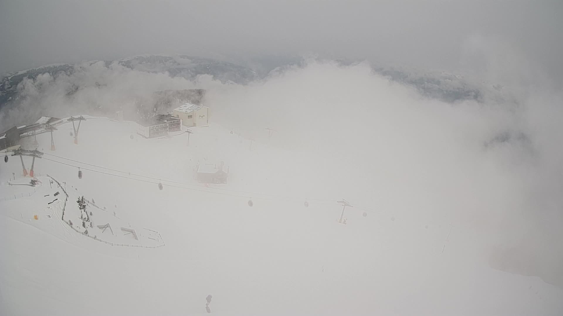 Cima estación de esquí Kronplatz | vista hacia Brunico