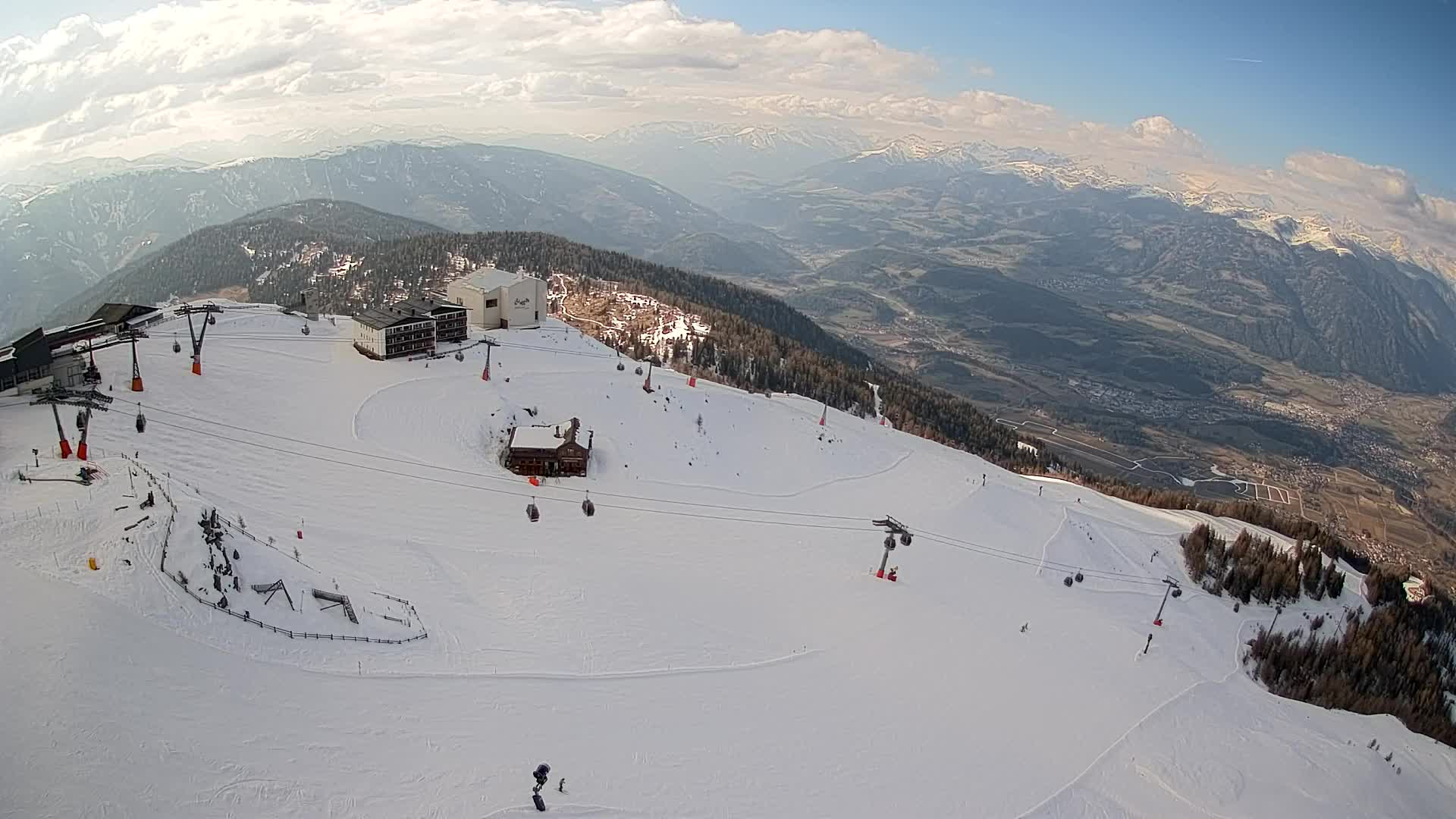 Smučišče Kronplatz – vrh | pogled na Bruneck