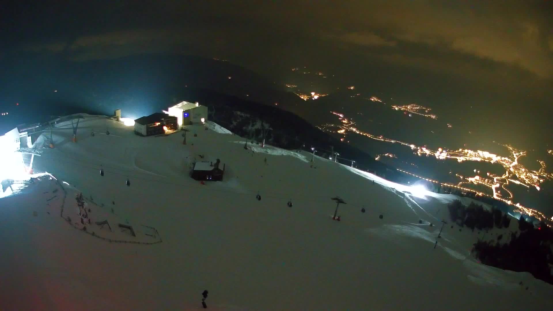 Stazione sciistica di Plan de Corones | vista su Brunico